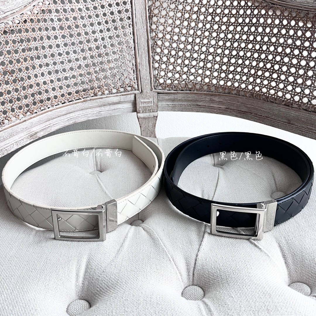 Newest Man Knitted Waist Belt with Double-Sided Italian Calves and Revolving Pin Button