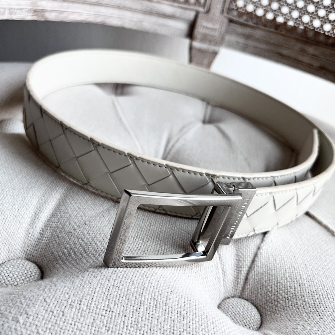 Newest Man Knitted Waist Belt with Double-Sided Italian Calves and Revolving Pin Button - 图片 3