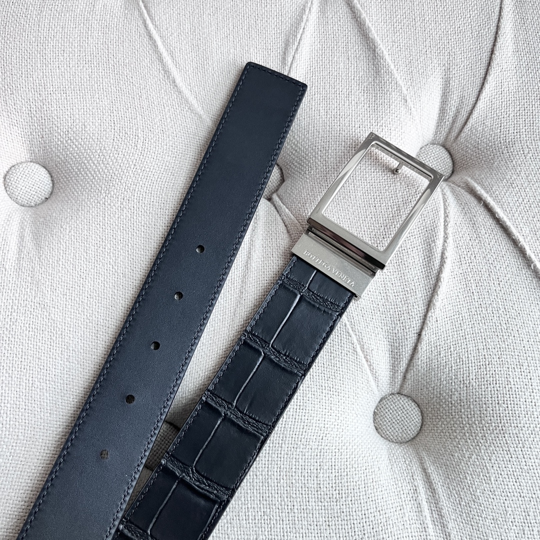 Stylish New Man’s Gun-Colored Belt with Revolving Needle Button and Front Sign - 图片 4
