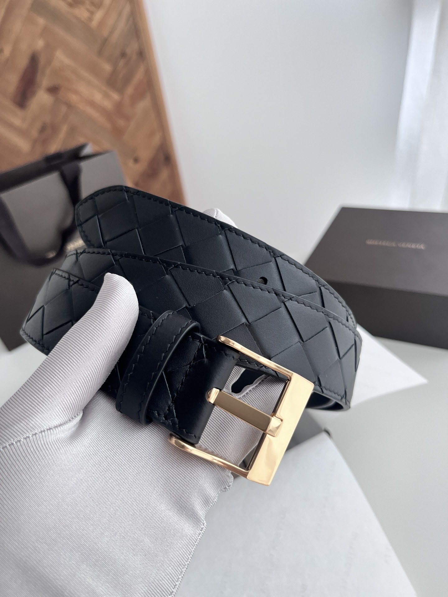  BV 2024新款男士腰带 纯手工大格intreccio编织意大利小牛皮 搭配全新表扣设计微复古金色针