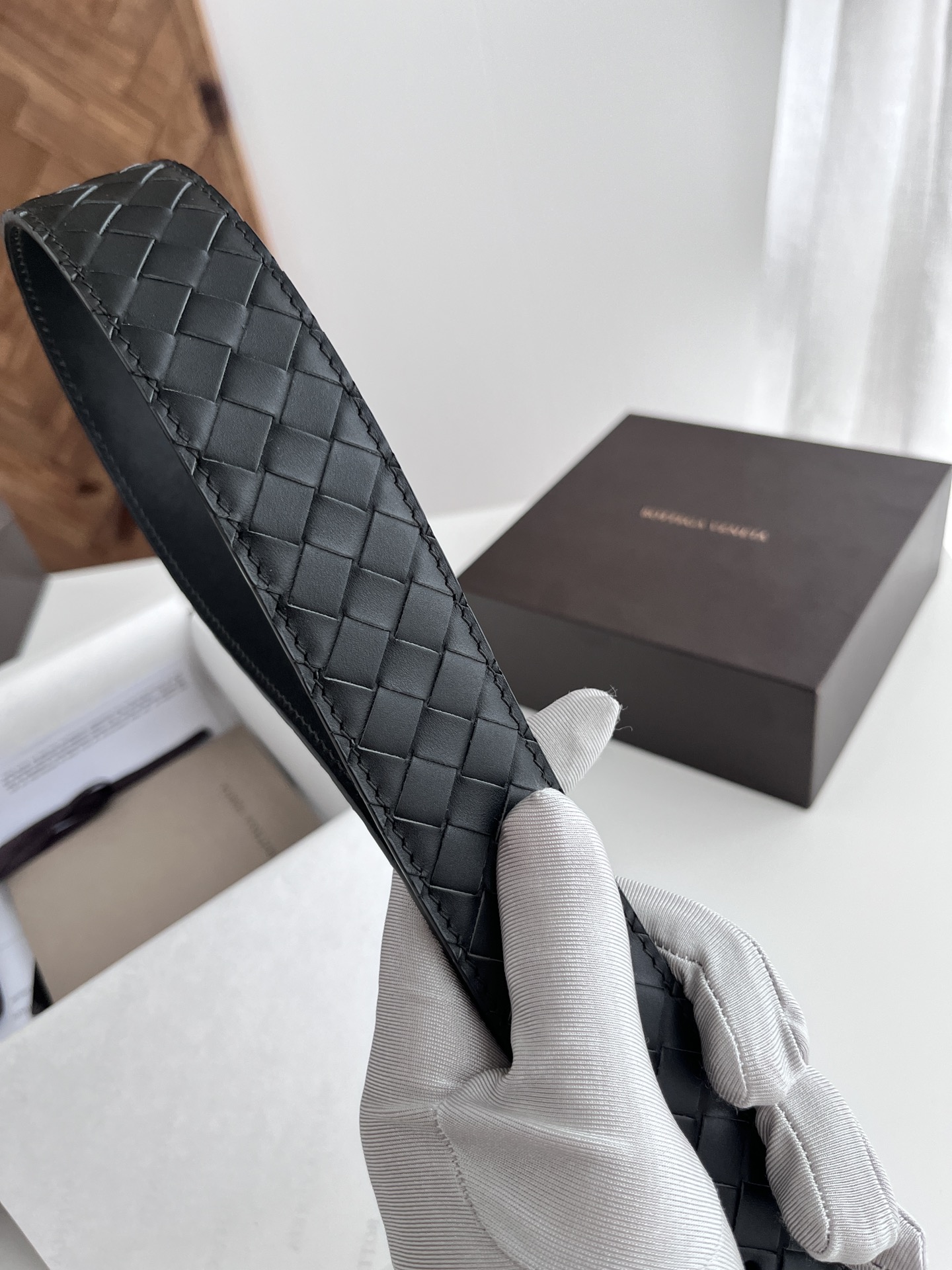 Luxury Italian Handmade Black Leather Belts for Men with Silver Needle Buttons - 图片 5