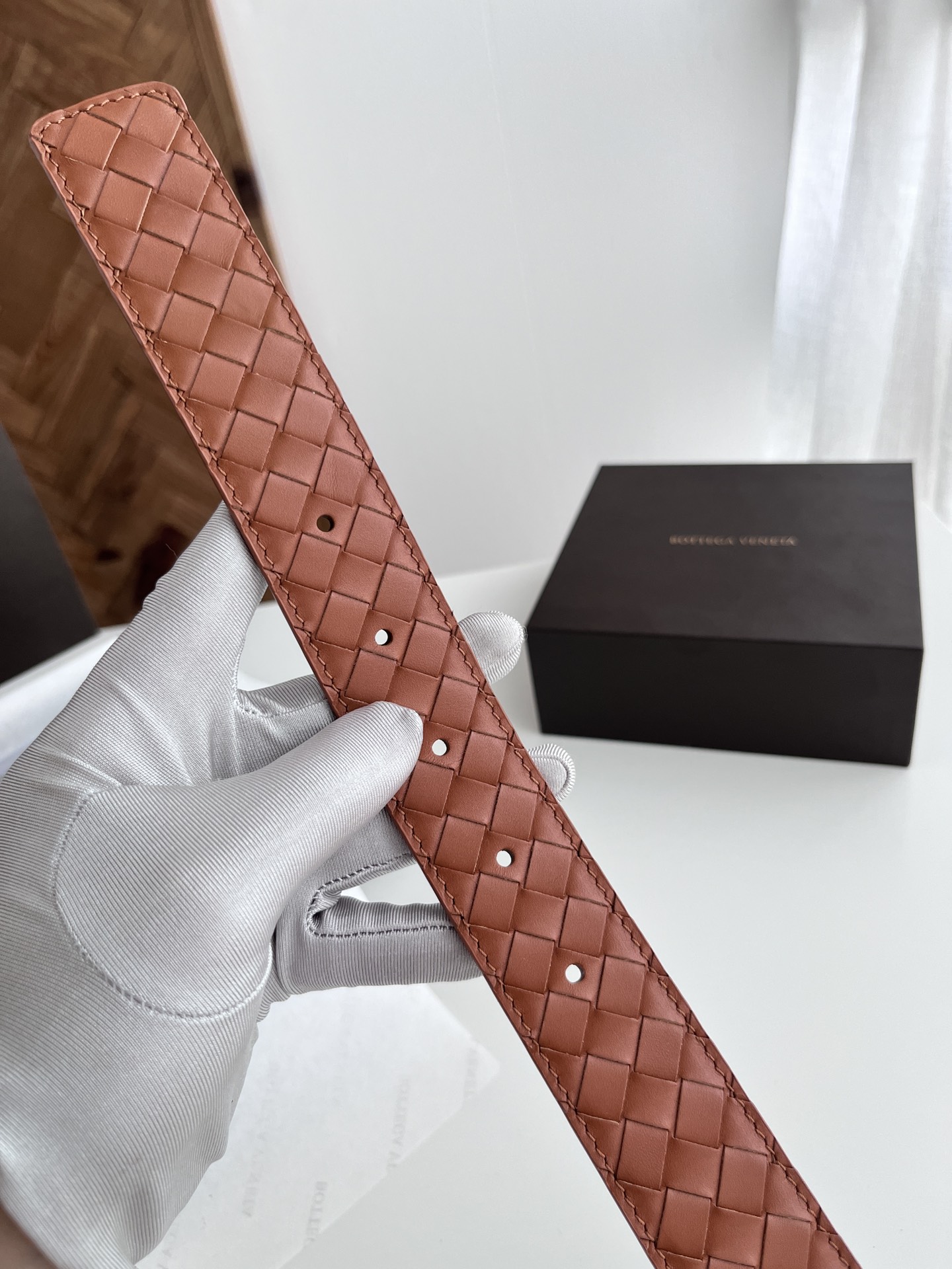 High-End Men’s Belt with Italian Calf Leather and Silver Needle Buttons - 图片 6