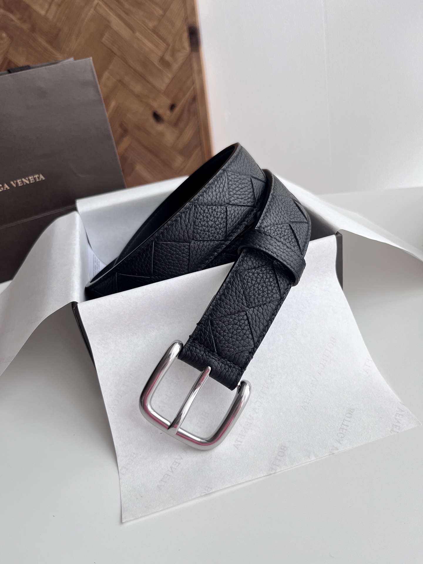 Bv 2025最新款男士编织腰带