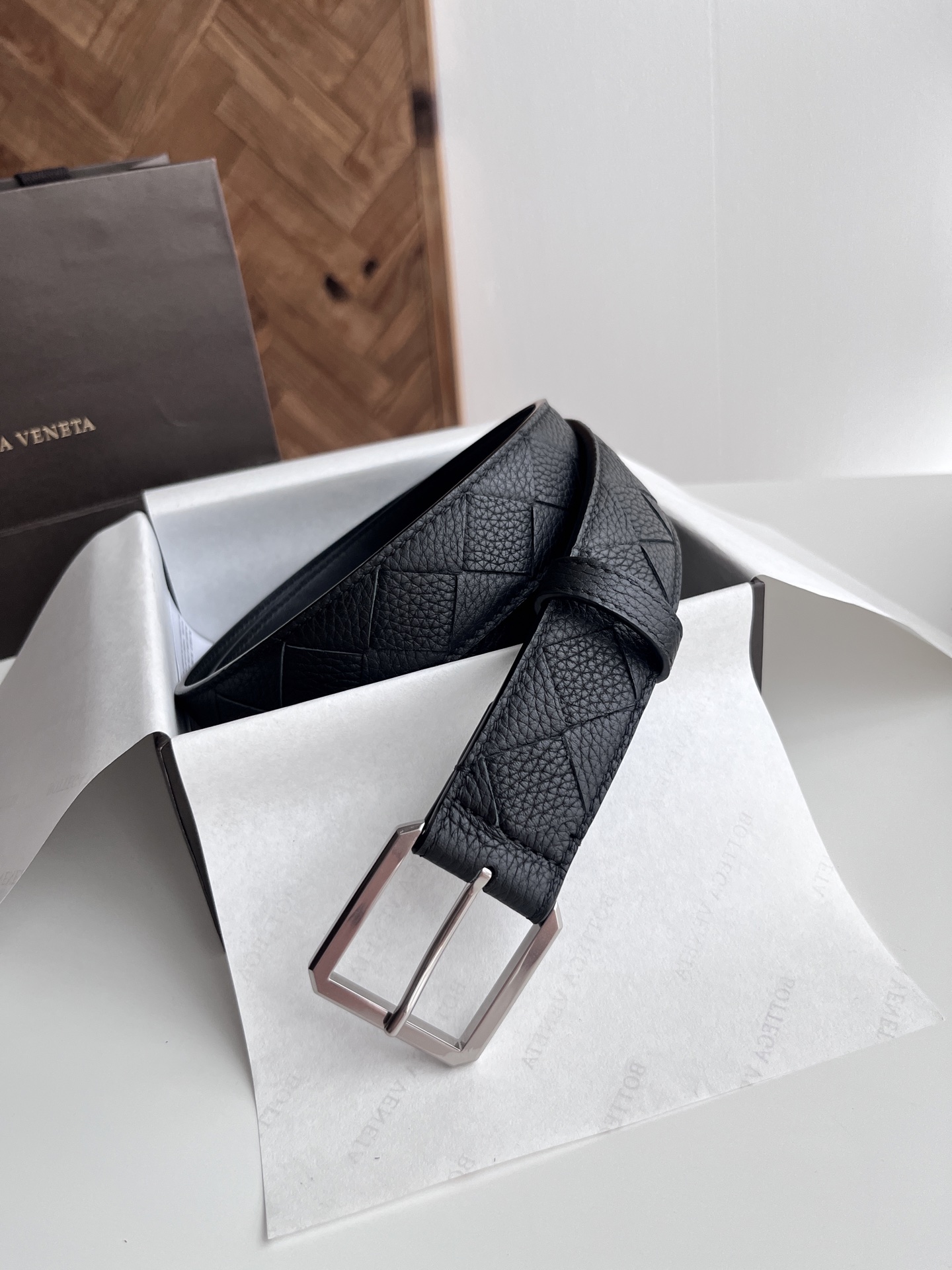 Bv 2025最新款男士编织腰带