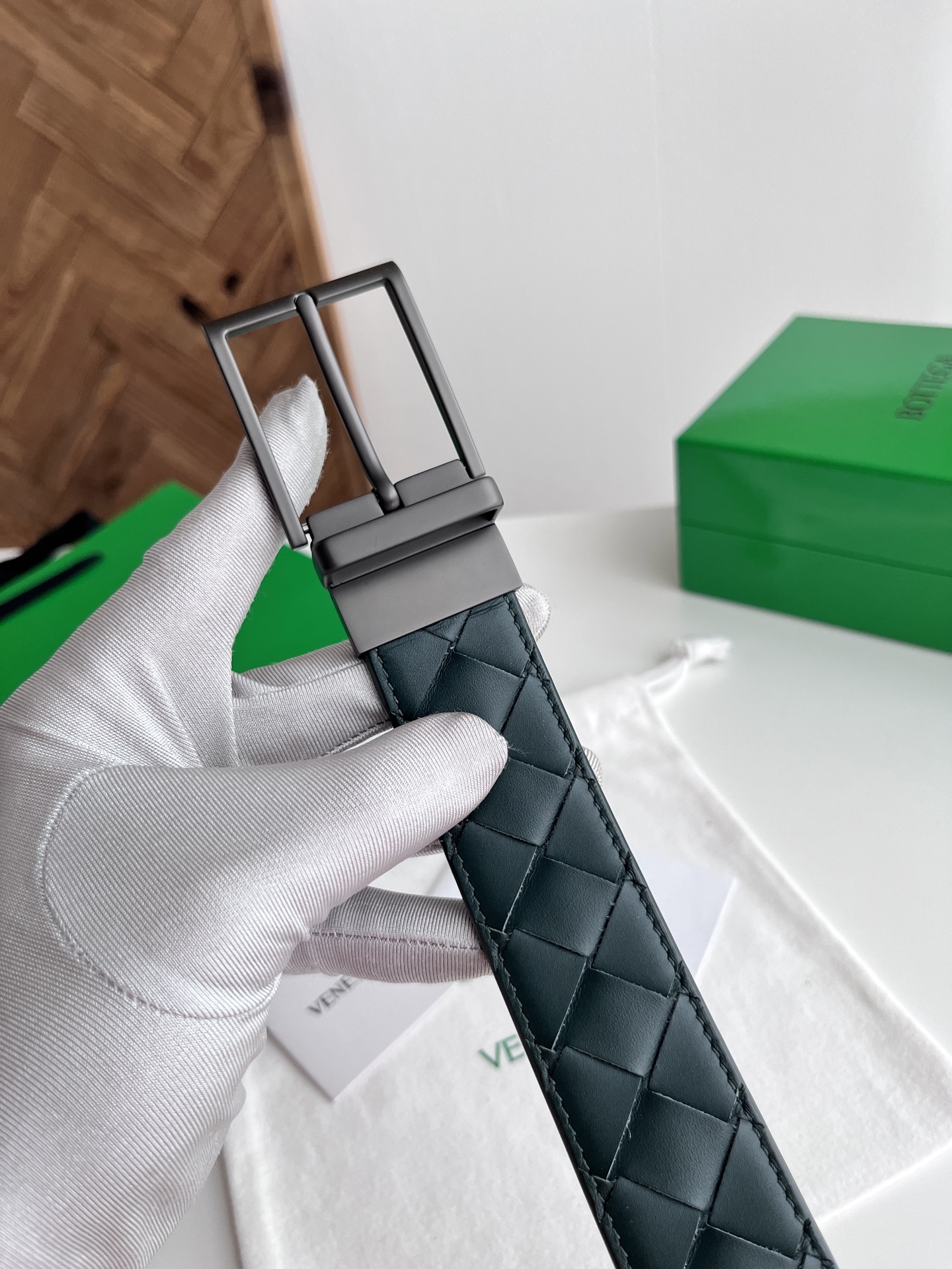 Bv 2025最新款男士编织腰带 双面用 纯手工intreccio大格子编织 双面意大利小牛皮搭配真空枪