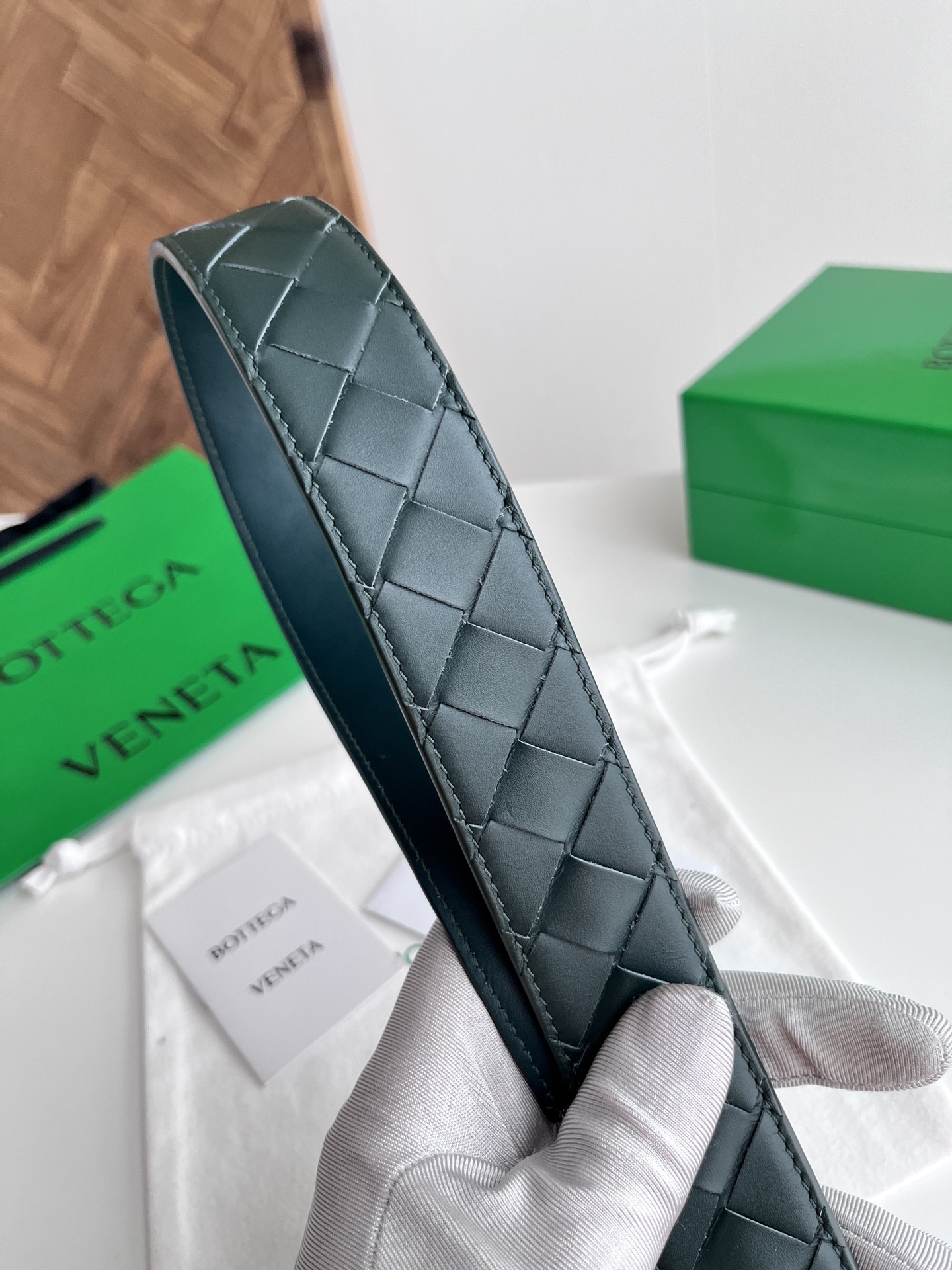 Bv 2025最新款男士编织腰带 双面用 纯手工intreccio大格子编织 双面意大利小牛皮搭配真空枪