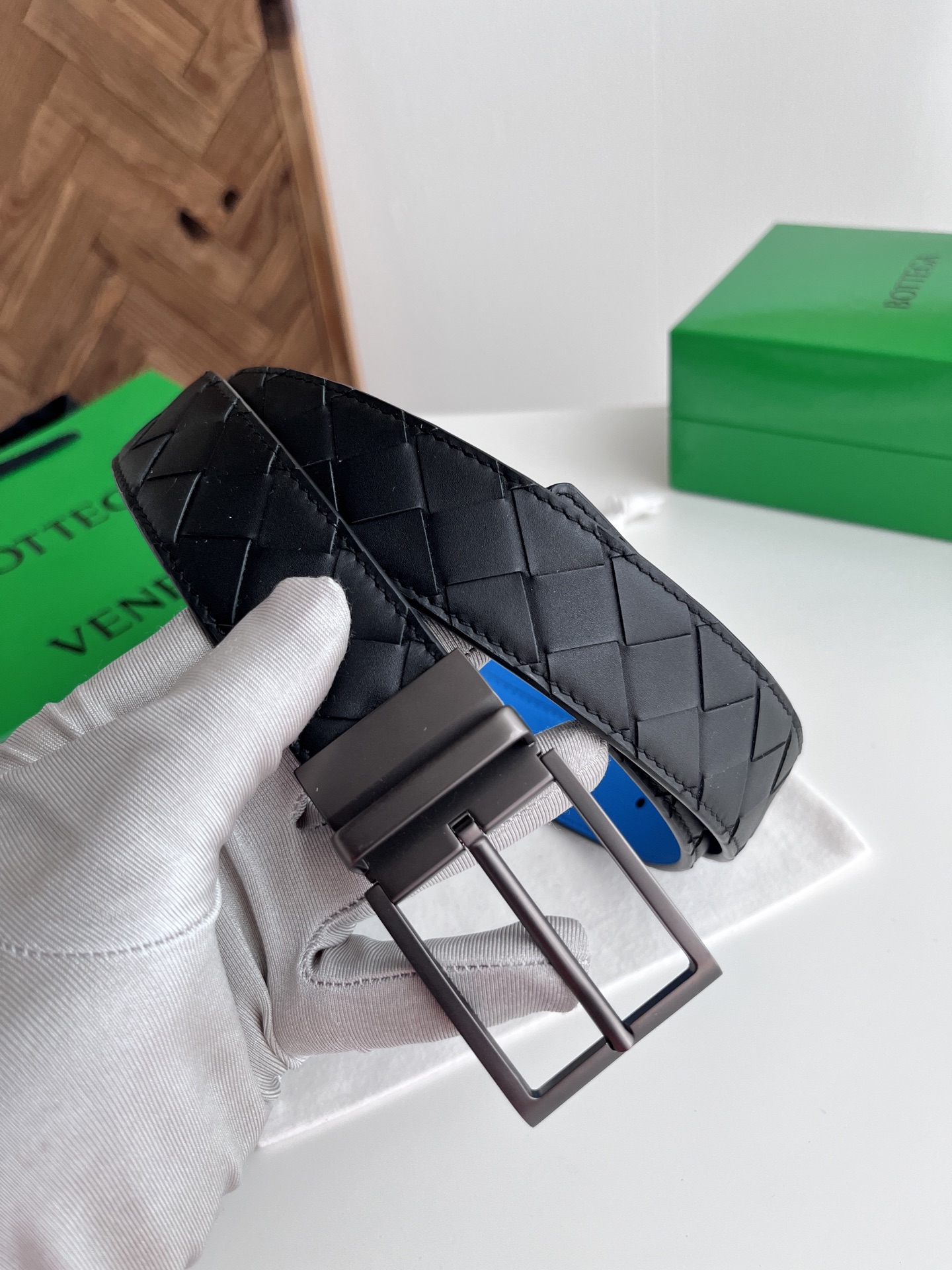 Bv 2025最新款男士编织腰带 双面用 纯手工intreccio大格子编织 双面意大利小牛皮搭配真空枪