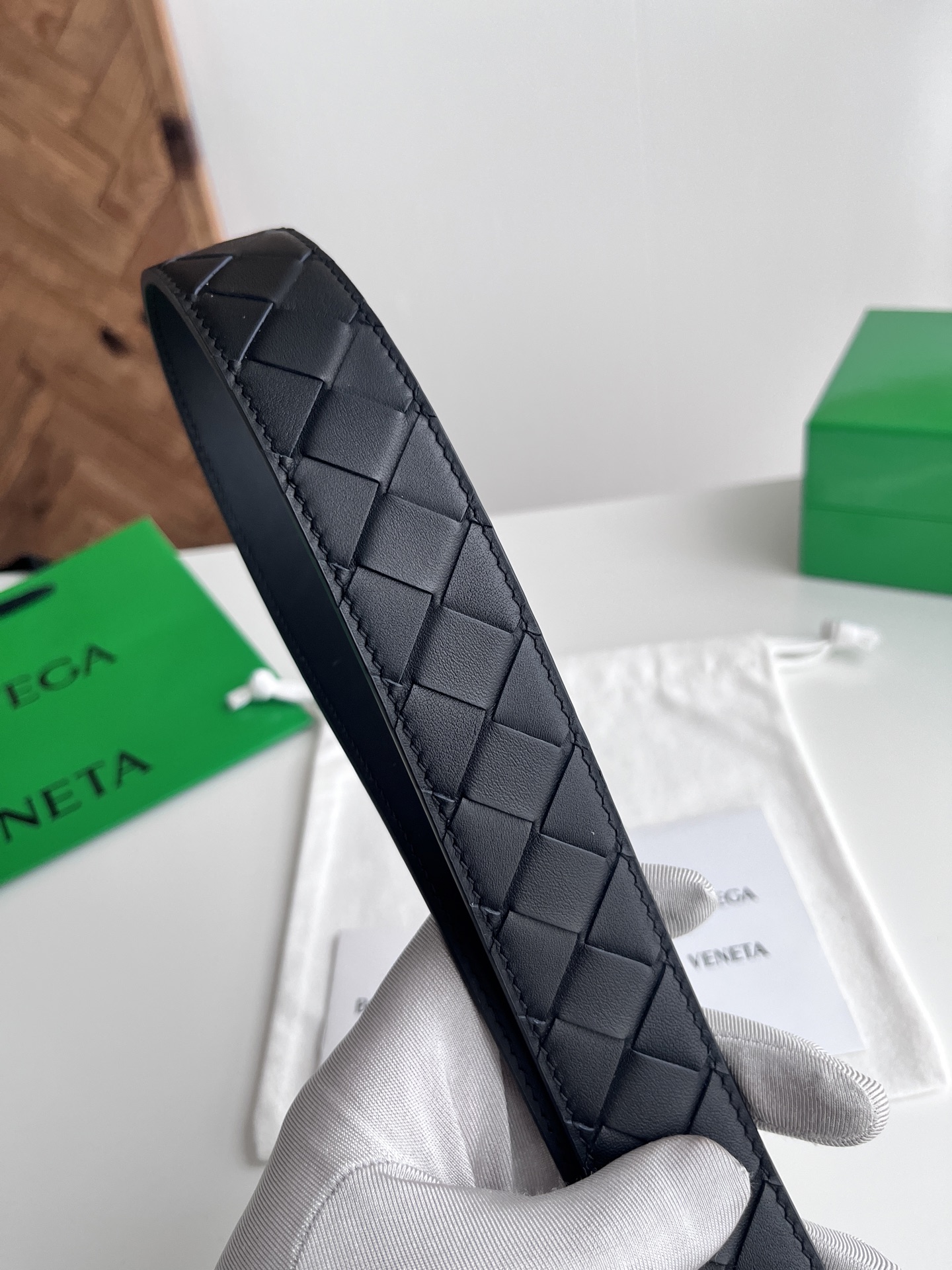 Bv 2025最新款男士编织腰带 纯手工intreccio大格子编织 双面意大利小牛皮搭配微复古银色针扣