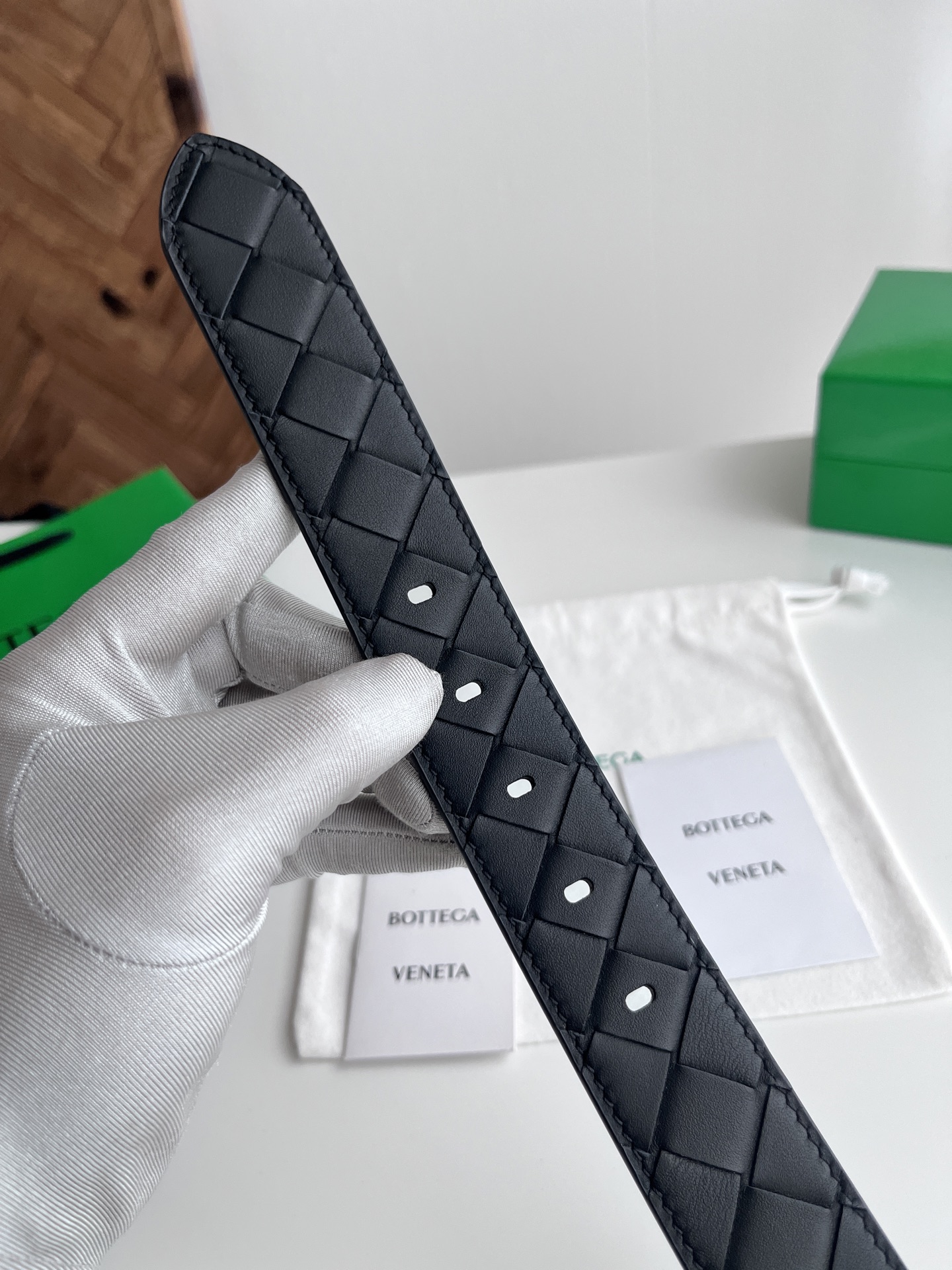 Bv 2025最新款男士编织腰带 纯手工intreccio大格子编织 双面意大利小牛皮搭配微复古银色针扣