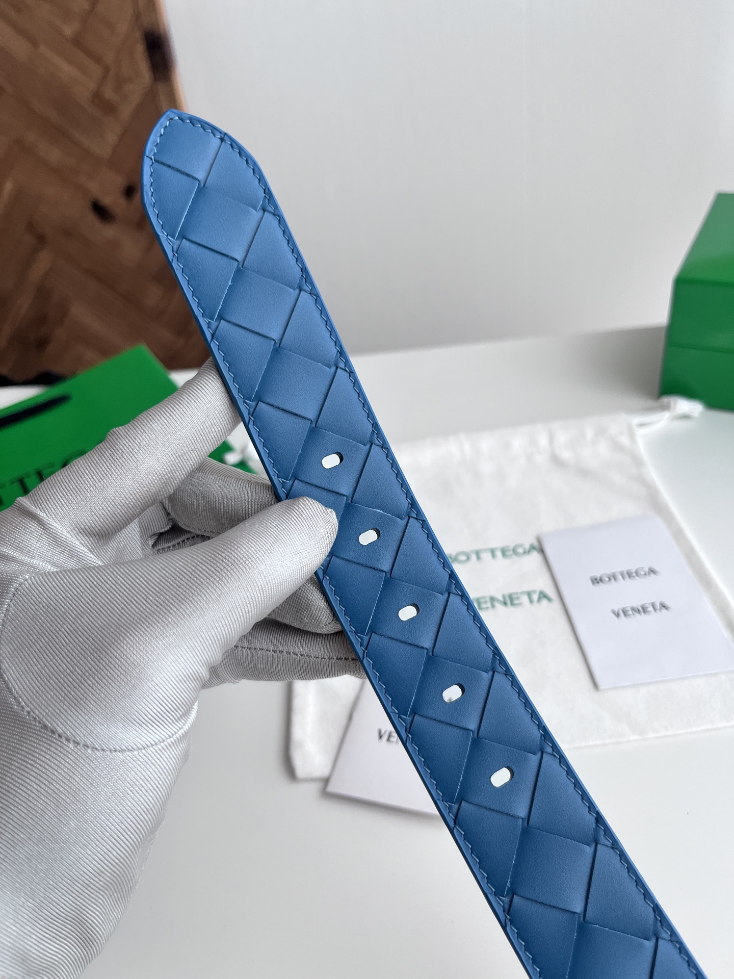 Bv 2025最新款男士编织腰带 纯手工intreccio大格子编织 双面意大利小牛皮搭配微复古银色针扣