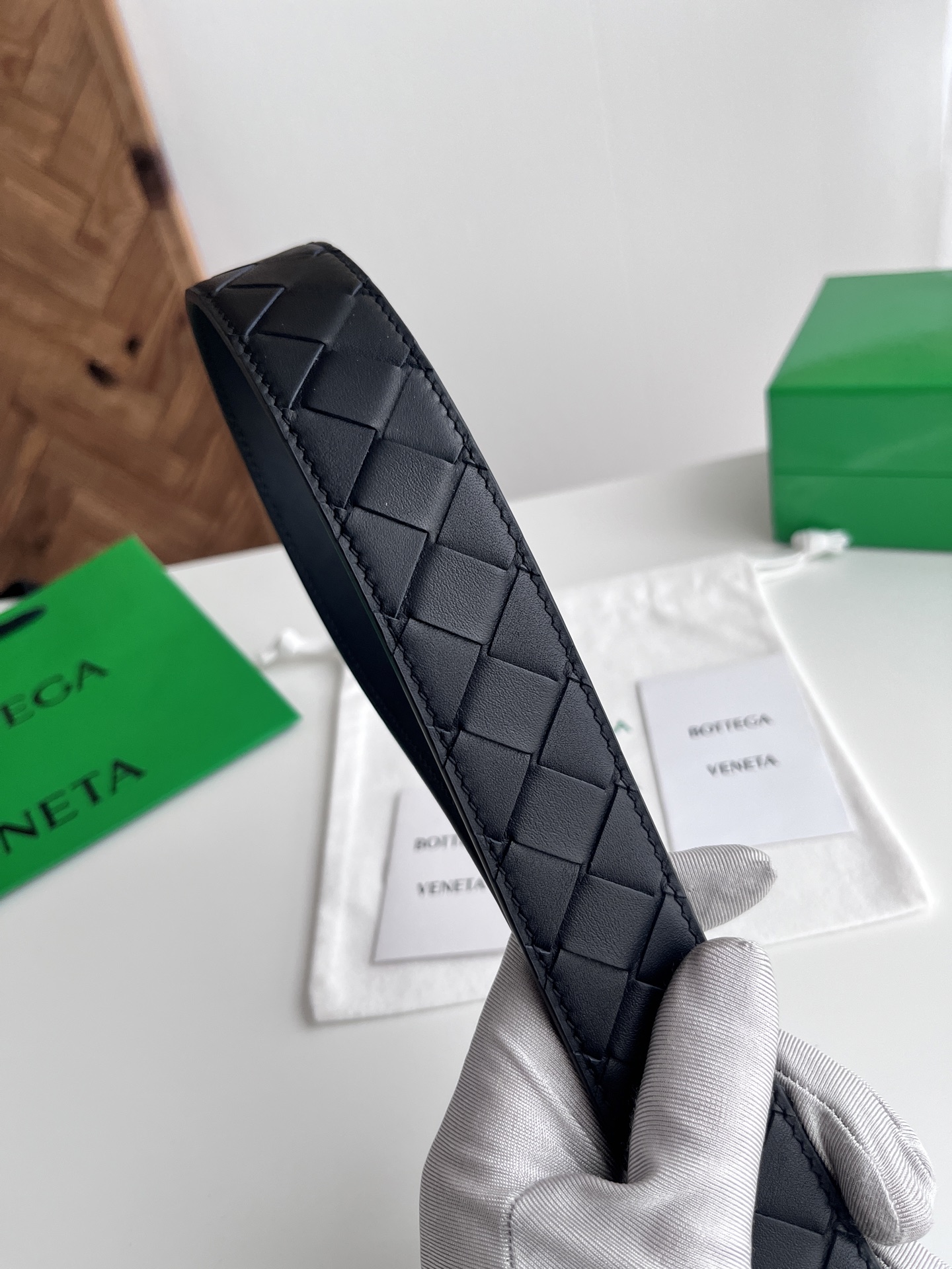 Bv 2025最新款男士编织腰带 纯手工intreccio大格子编织 双面意大利小牛皮搭配椭圆形微复古银