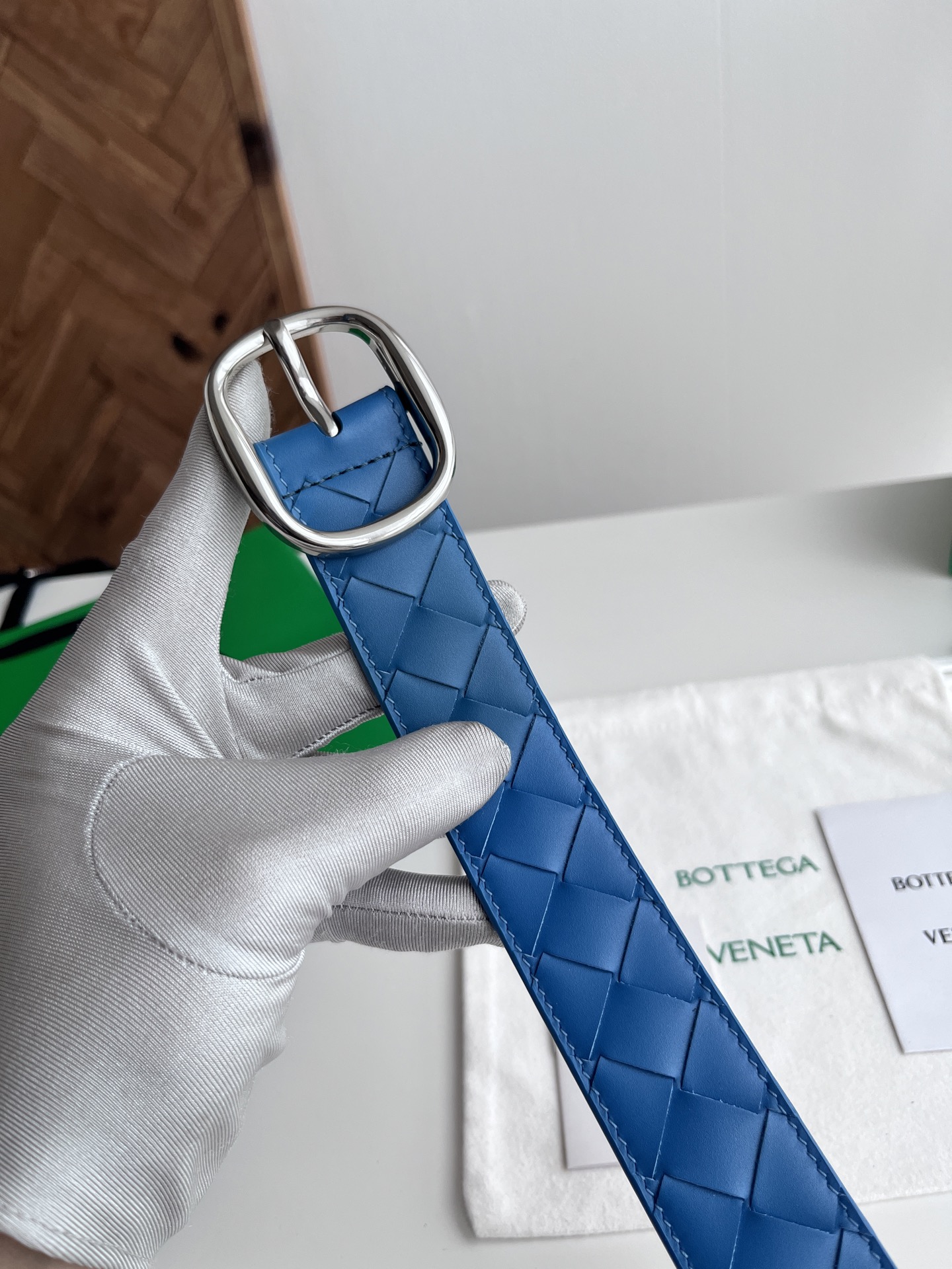 Bv 2025最新款男士编织腰带 纯手工intreccio大格子编织 双面意大利小牛皮搭配椭圆形微复古银