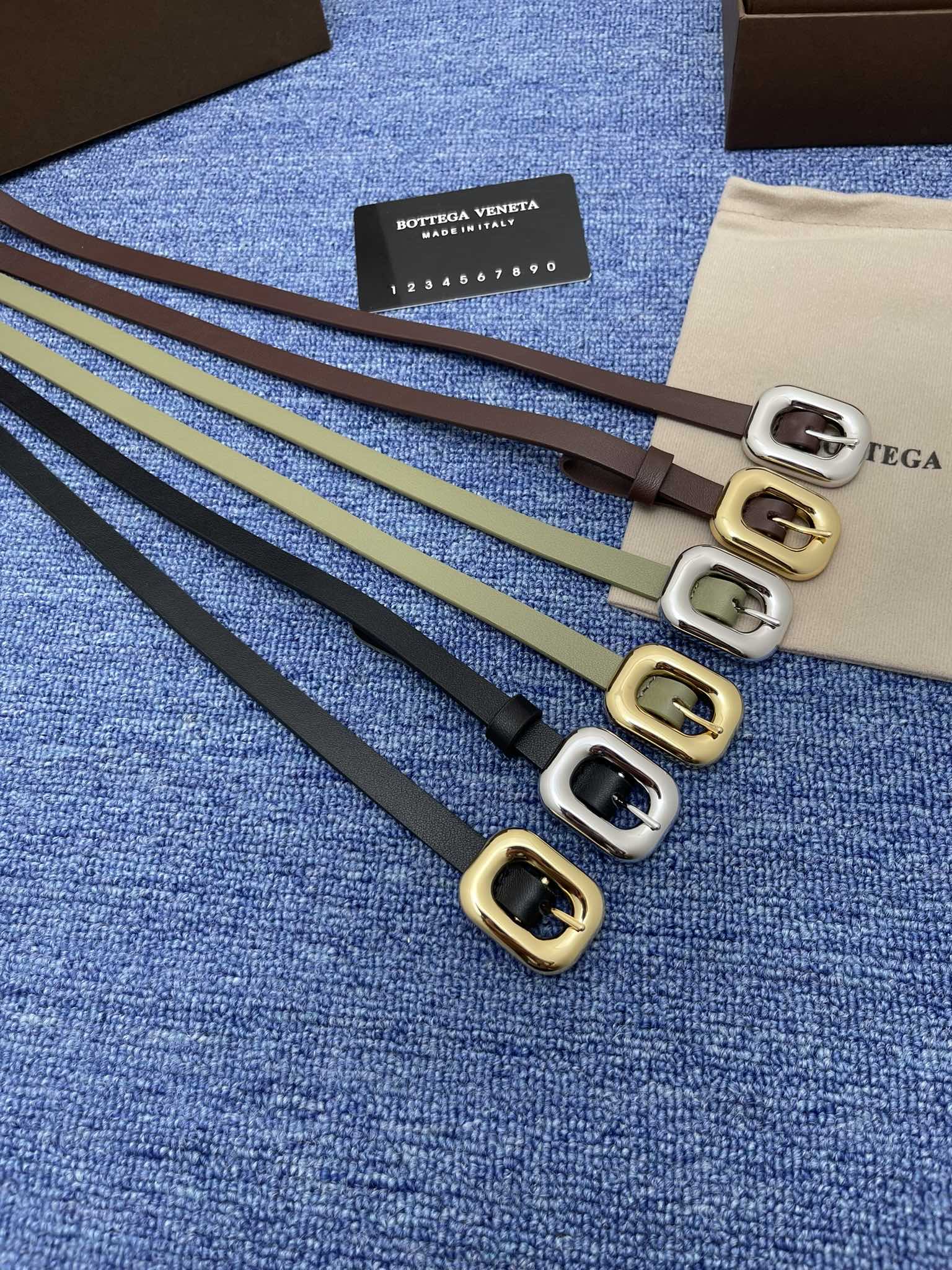 “Premium Double-Sided Leather Belt with Monogram for Ms. BV – French-Made Quality” - 图片 7