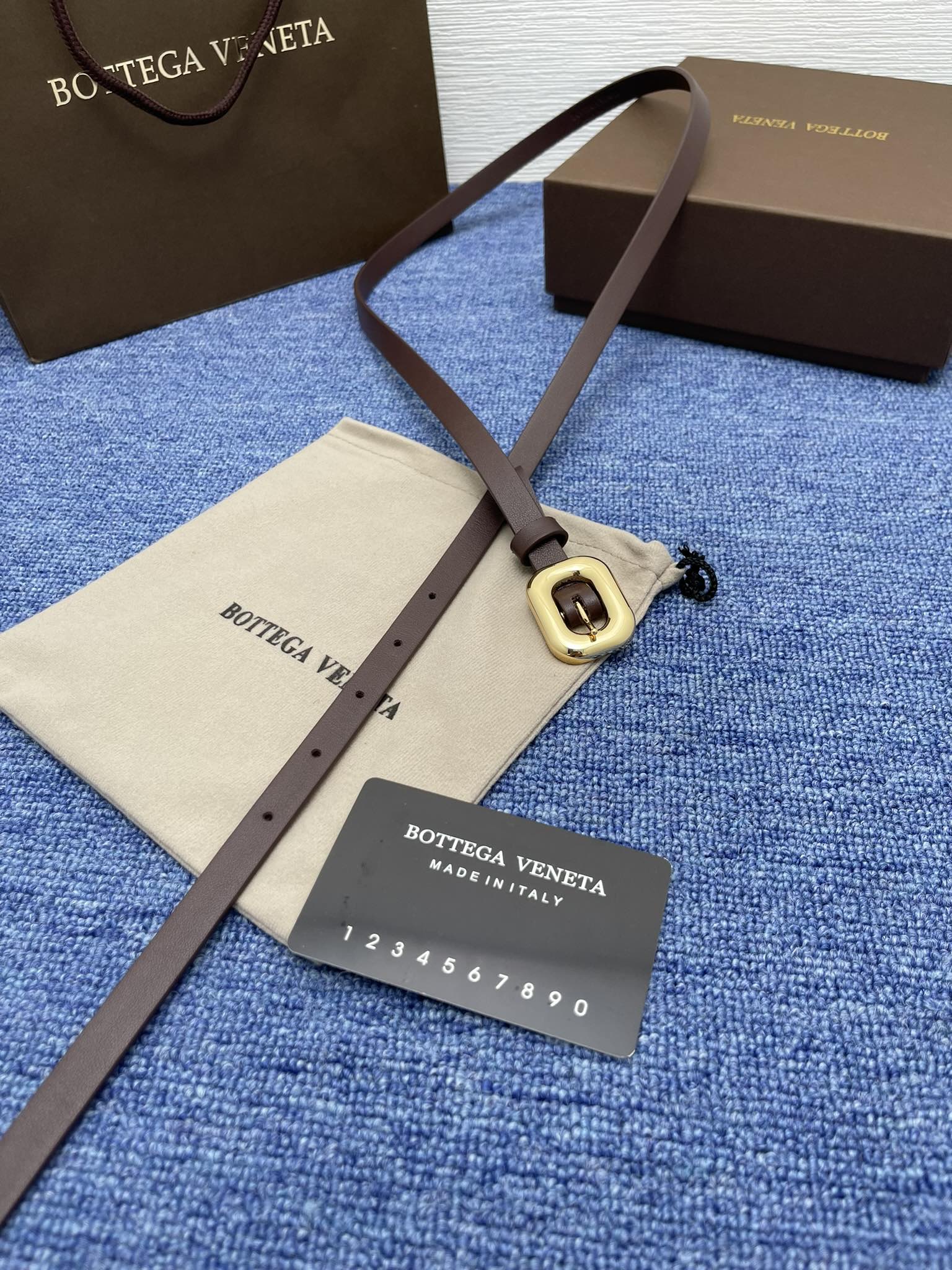 “High-Quality Double-Sided Leather Belt with Monogram for Ms. BV, 2024 French-Made Options” - 图片 3