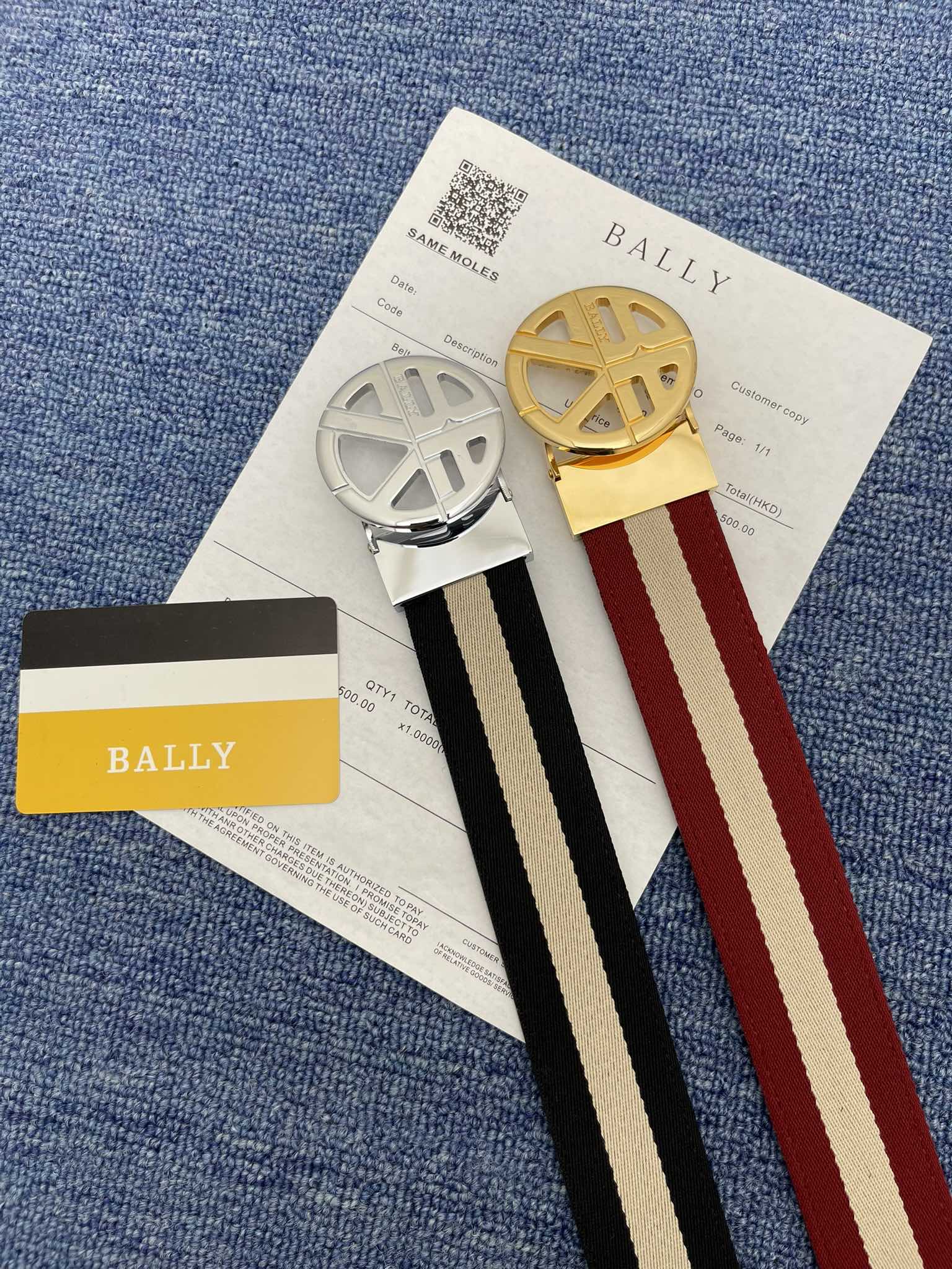 🔴 【品牌】巴利 🔴 【描述】经典系列新品腰带，采用小牛皮材质，完美搭配手工车线，经典配色，可搭配商务西