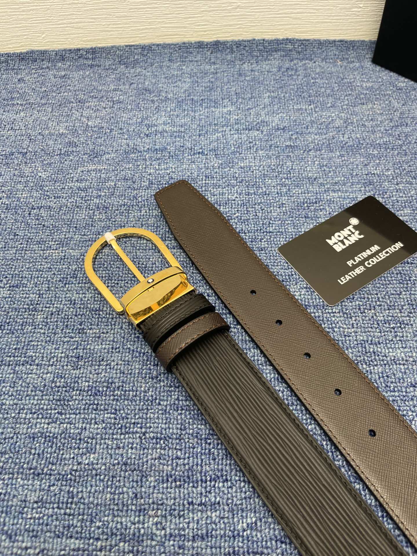 Montblanc Men's Leather Belt with Gold Buckle, Elegant and Refined Design 5 i1726281702 3319 0