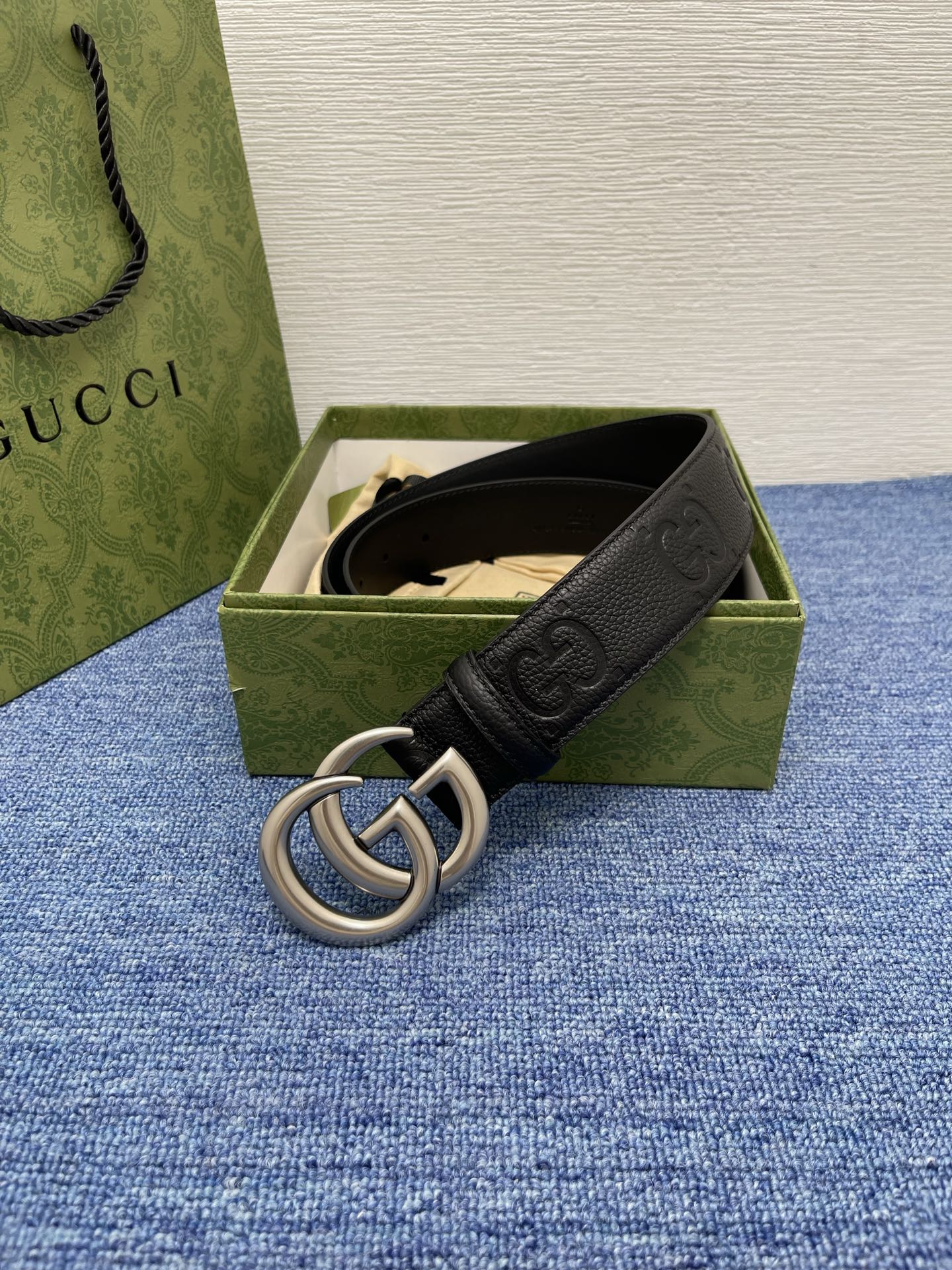 Gucci 经典款进口原厂印花面 搭配原版皮底 精品钢扣 宽4.0 Cm 经典永不过时款 潮流大方 时尚
