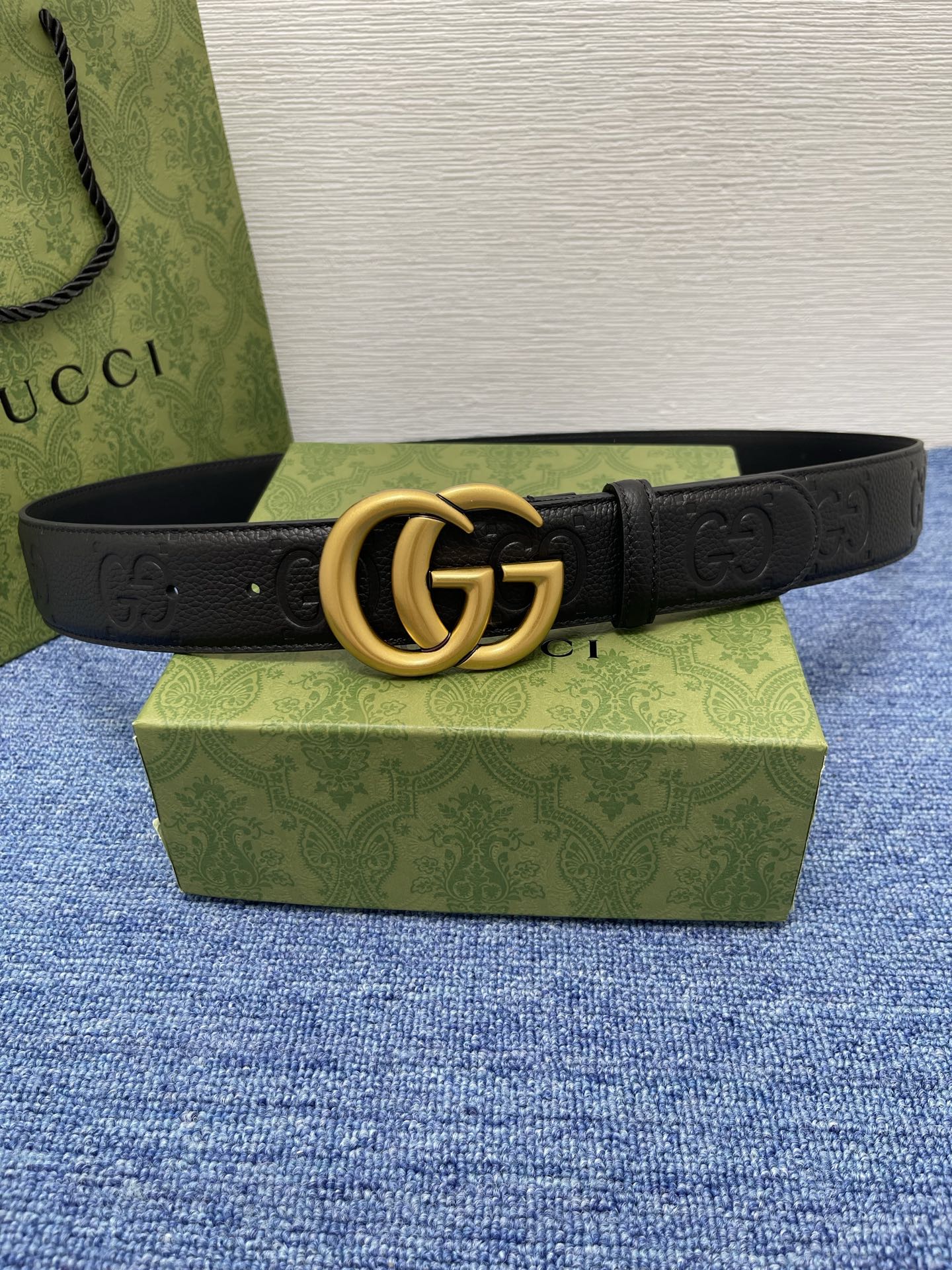 Gucci 经典款进口原厂印花面 搭配原版皮底 精品钢扣 宽4.0 Cm 经典永不过时款 潮流大方 时尚
