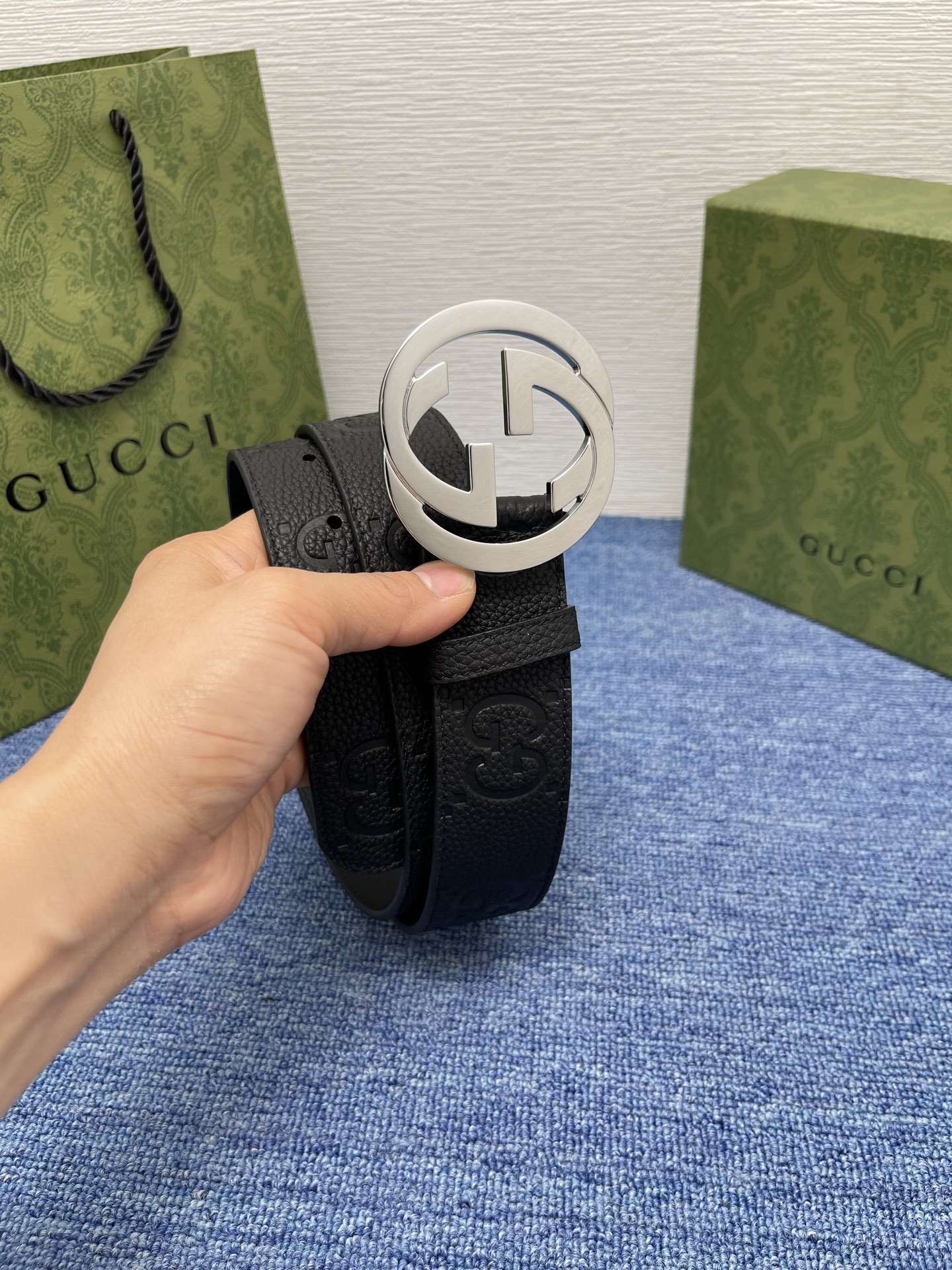 Gucci 经典款进口原厂印花面 搭配原版皮底 精品钢扣 宽4.0 Cm 经典永不过时款 潮流大方 时尚