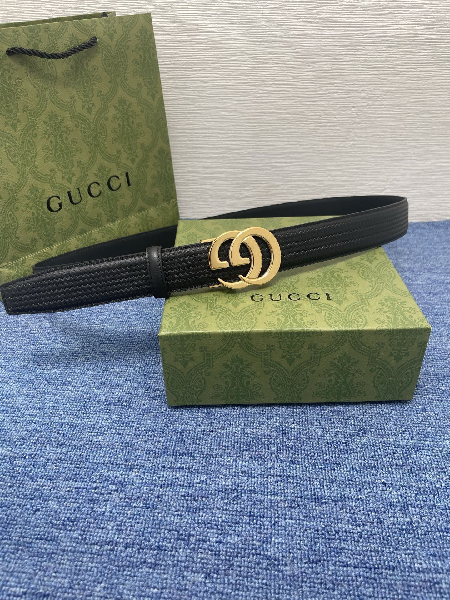 【古奇】 Gucci进口小牛皮，手感细腻柔软，搭配纯钢精品扣，男士必备！宽度：3.5cm