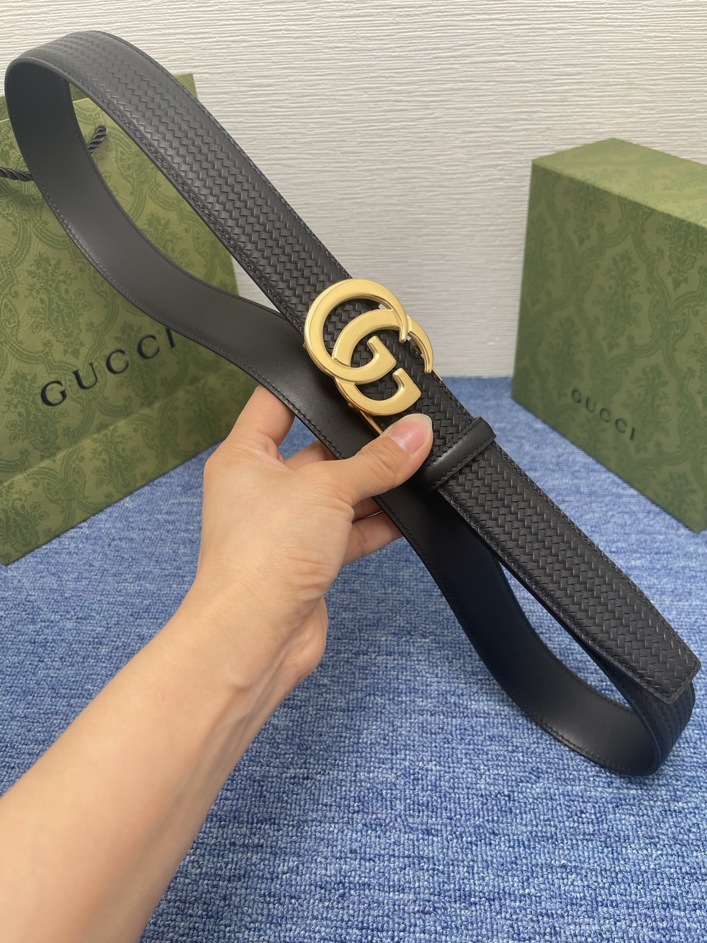 【古奇】 Gucci进口小牛皮，手感细腻柔软，搭配纯钢精品扣，男士必备！宽度：3.5cm