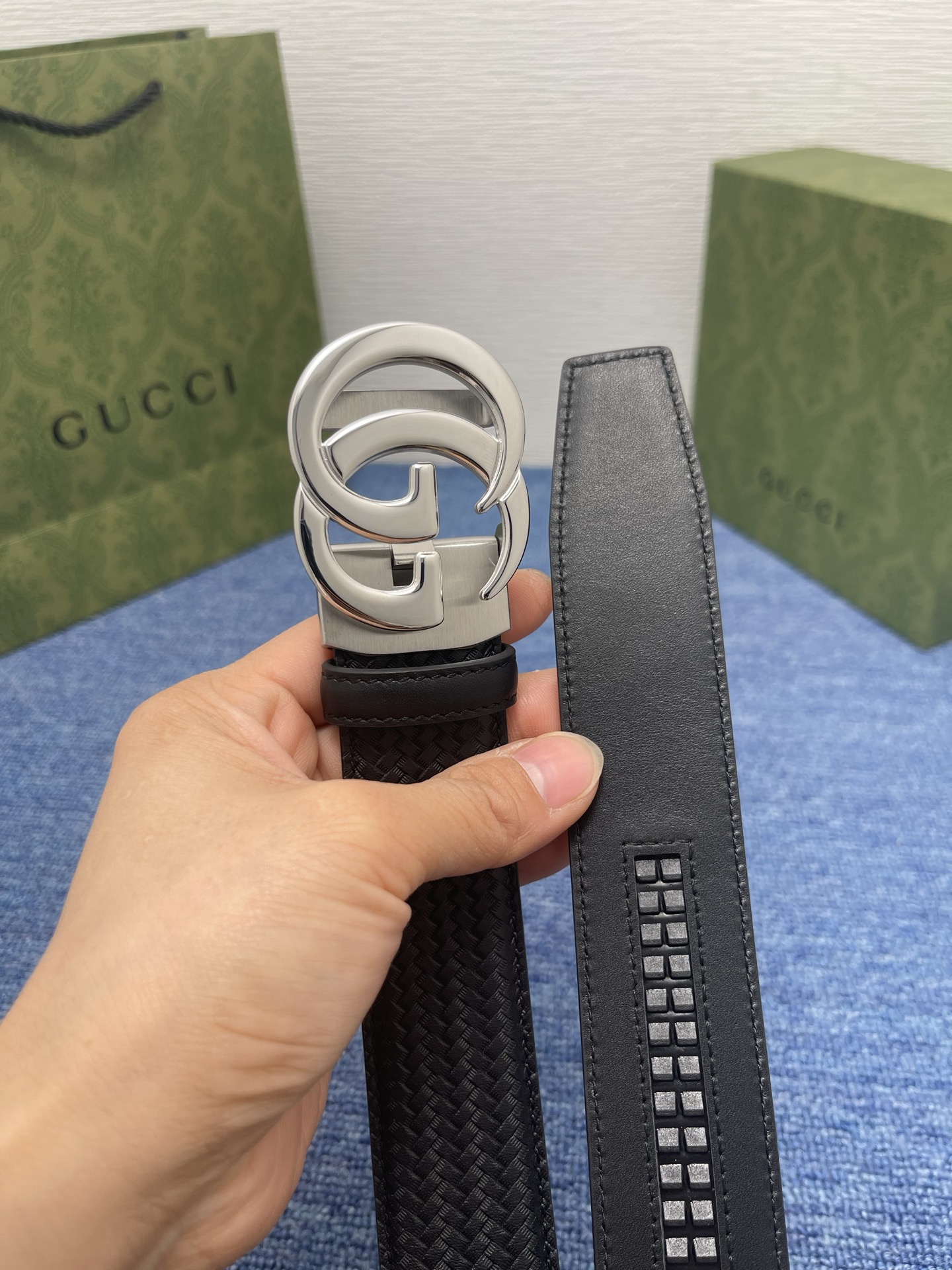 【古奇】 Gucci进口小牛皮，手感细腻柔软，搭配纯钢精品扣，男士必备！宽度：3.5cm