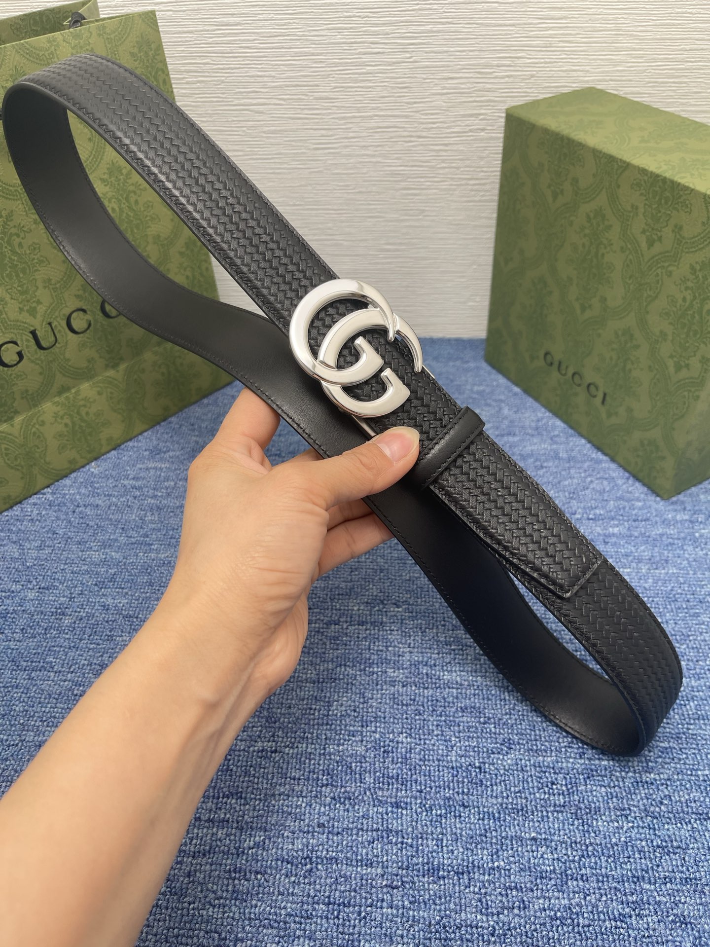 【古奇】 Gucci进口小牛皮，手感细腻柔软，搭配纯钢精品扣，男士必备！宽度：3.5cm