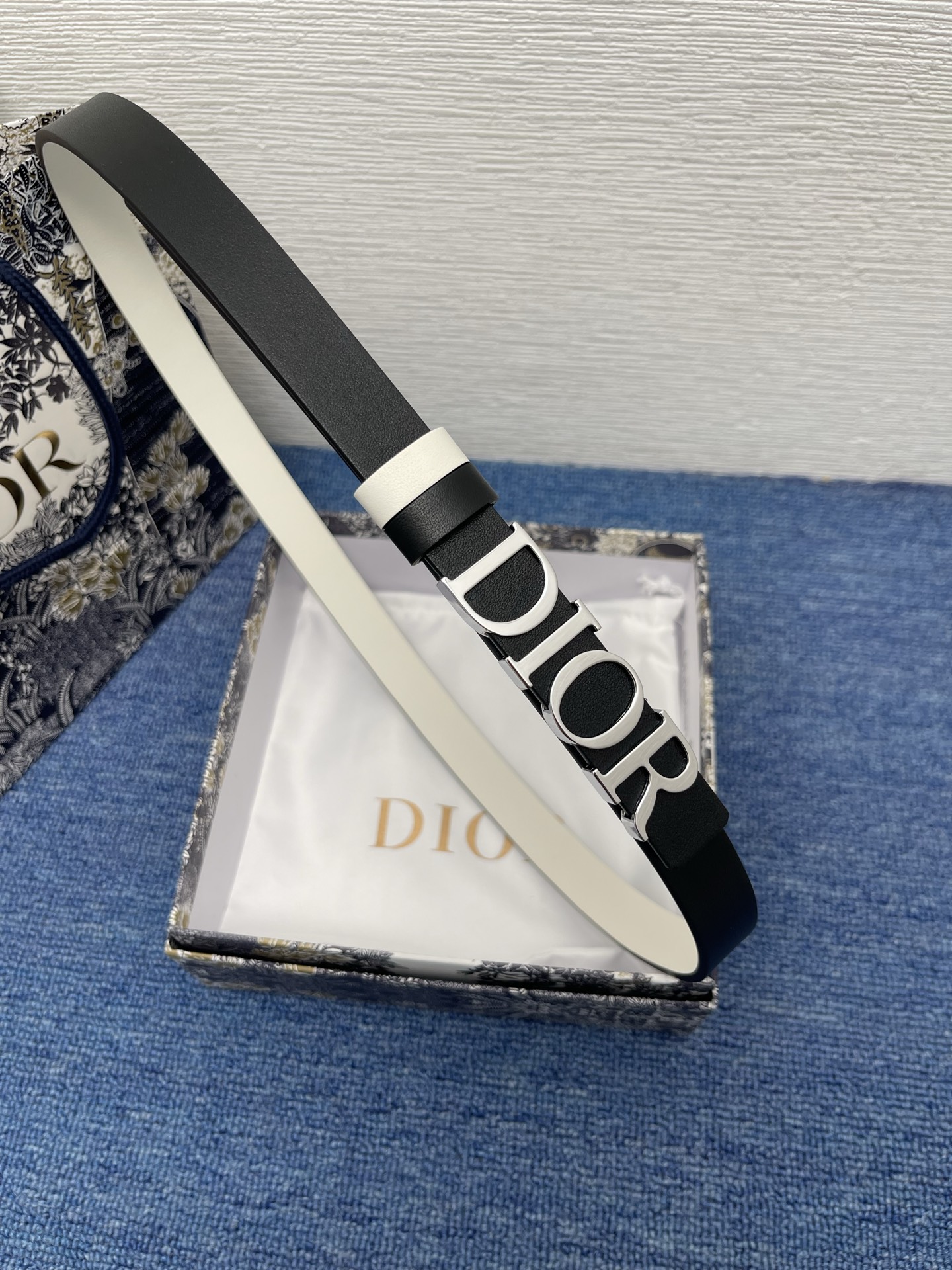 Dior D-Dream 20mm Belt, Black Smooth Calfskin with Dior Logo Buckle 1 i1749126221991 4180 0 0