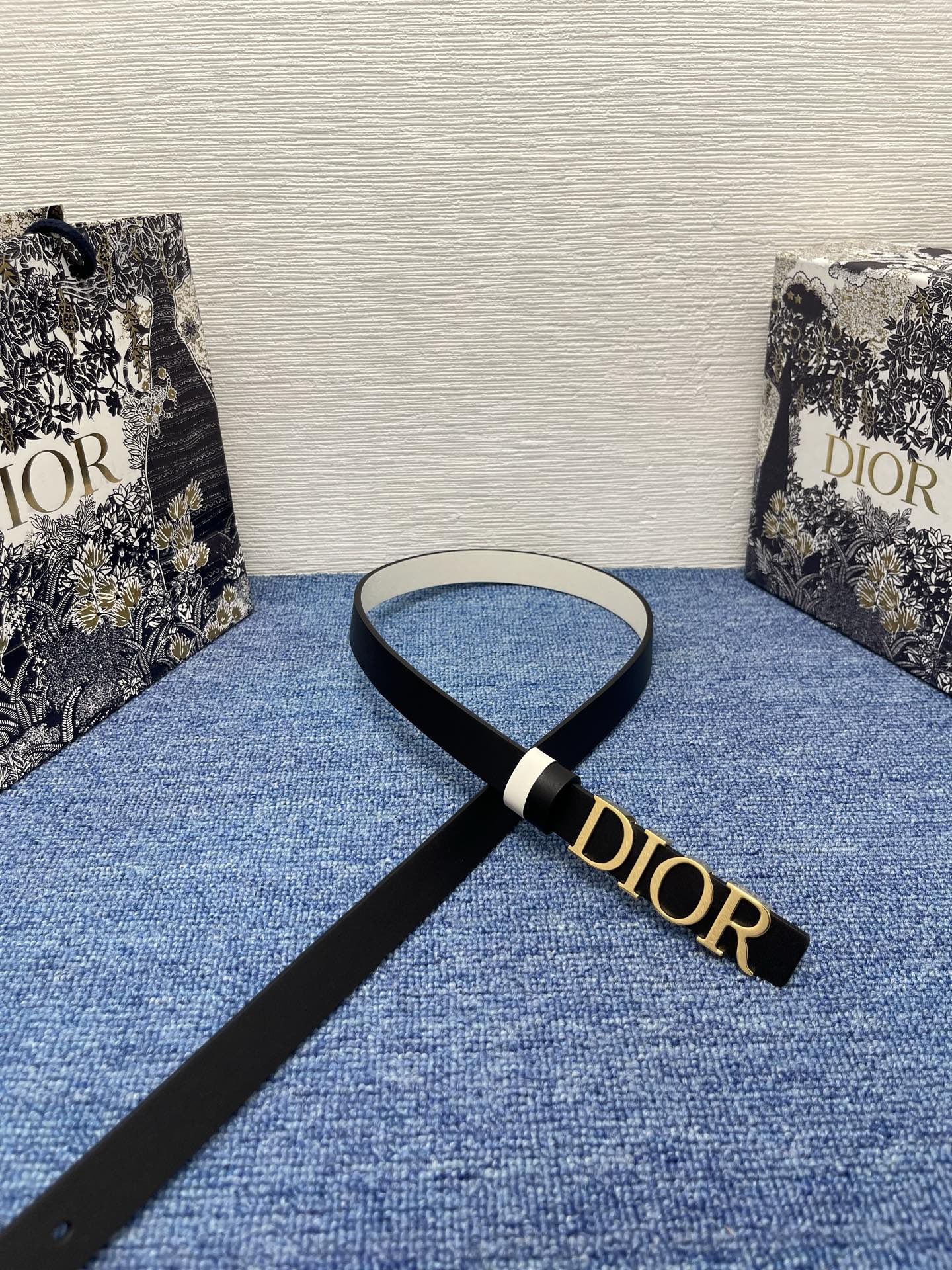 Dior D-Dream Belt - 20mm Black Smooth Calfskin with Gold Finish Metal Buckle 4 i1749126249238 3119 0 3