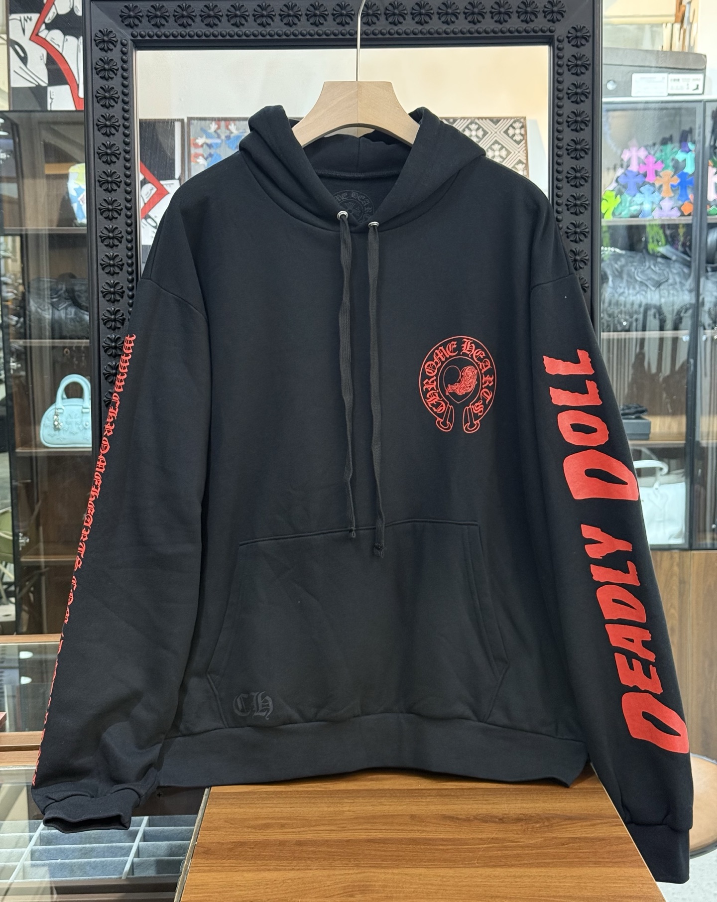 Sweatshirt