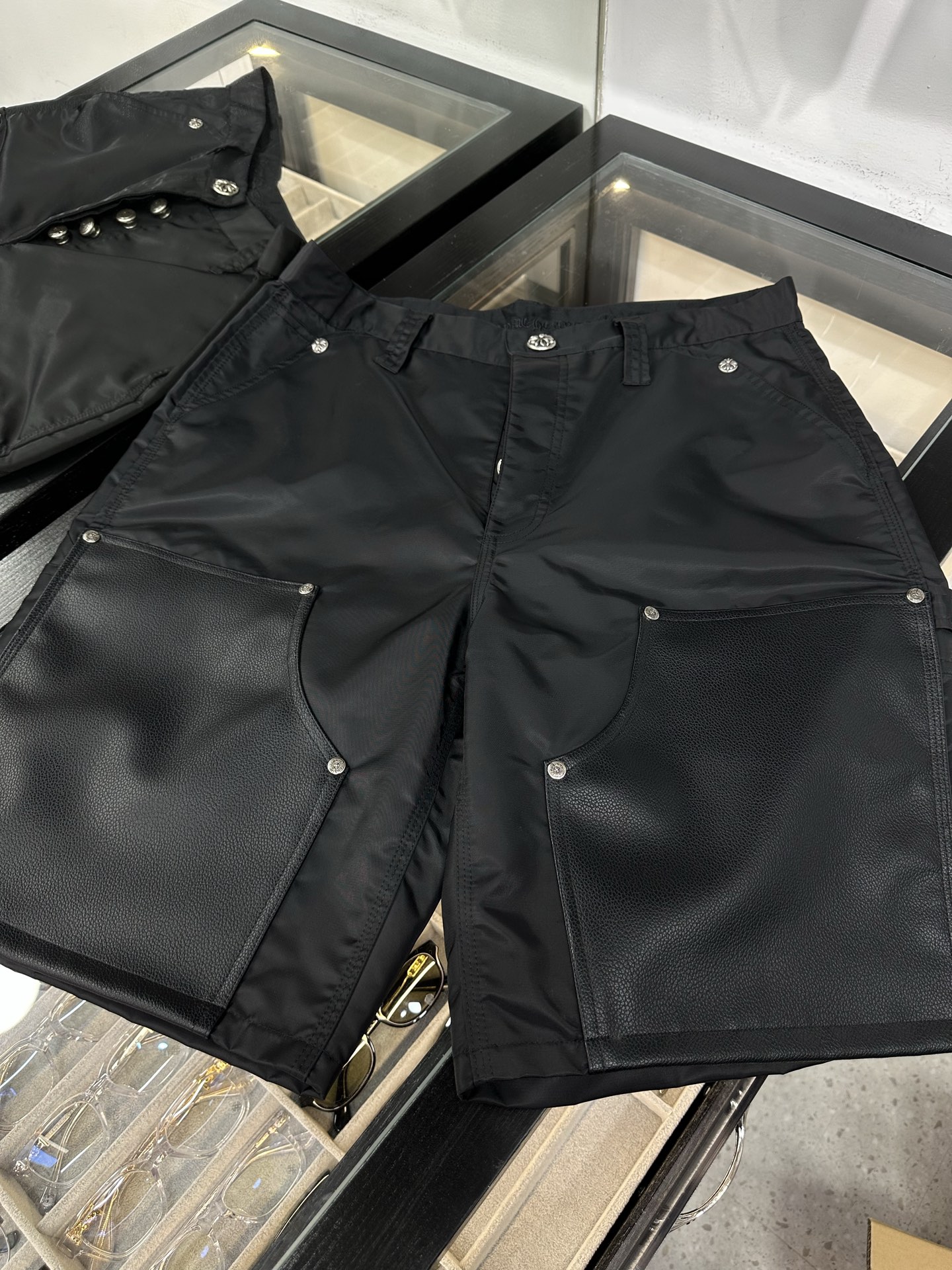 크롬하츠 남성 반바지 83091 Chrome Hearts Shorts