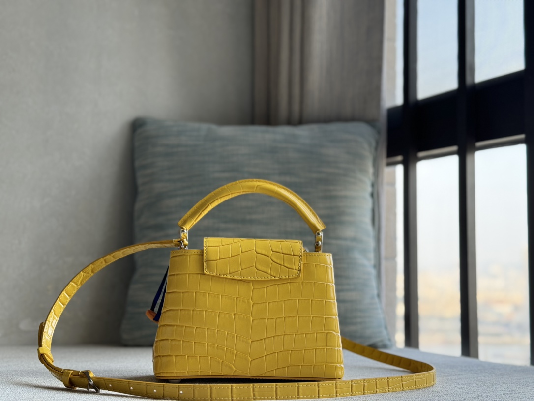 Louis Vuitton Premium quality original cowhide