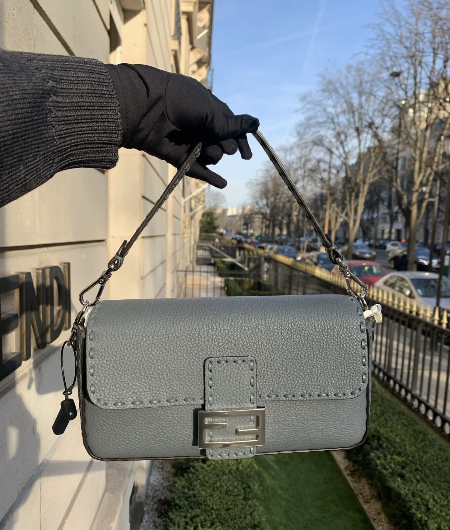 Fendi 2658 light blue cowhide Togo leather official show