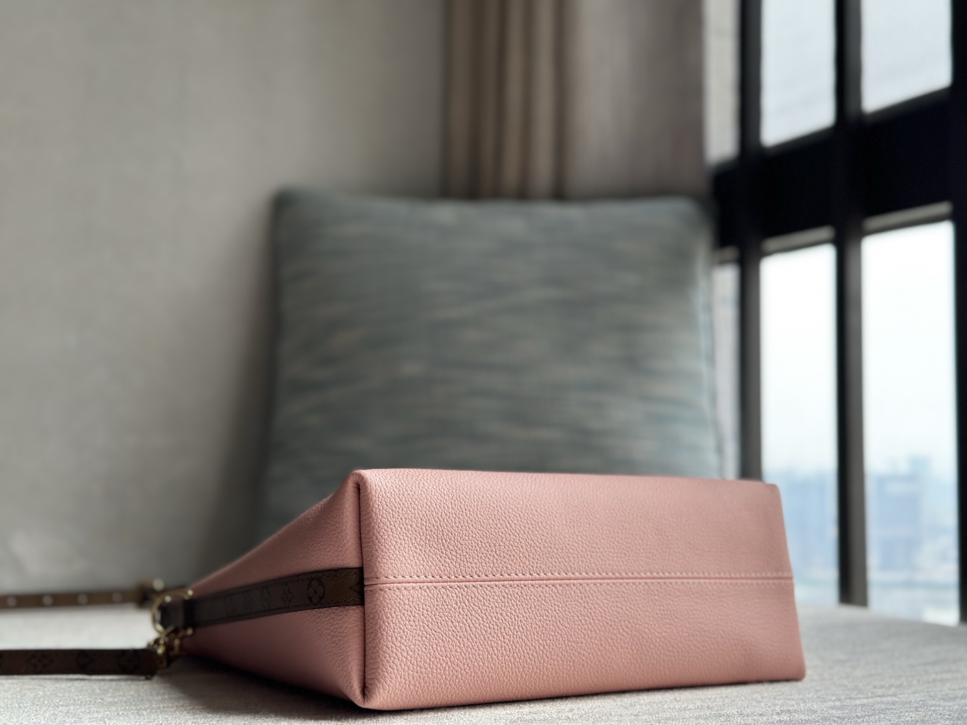 루이비통(CD) 131348 가방 Louis Vuitton Bag 썸네일 이미지