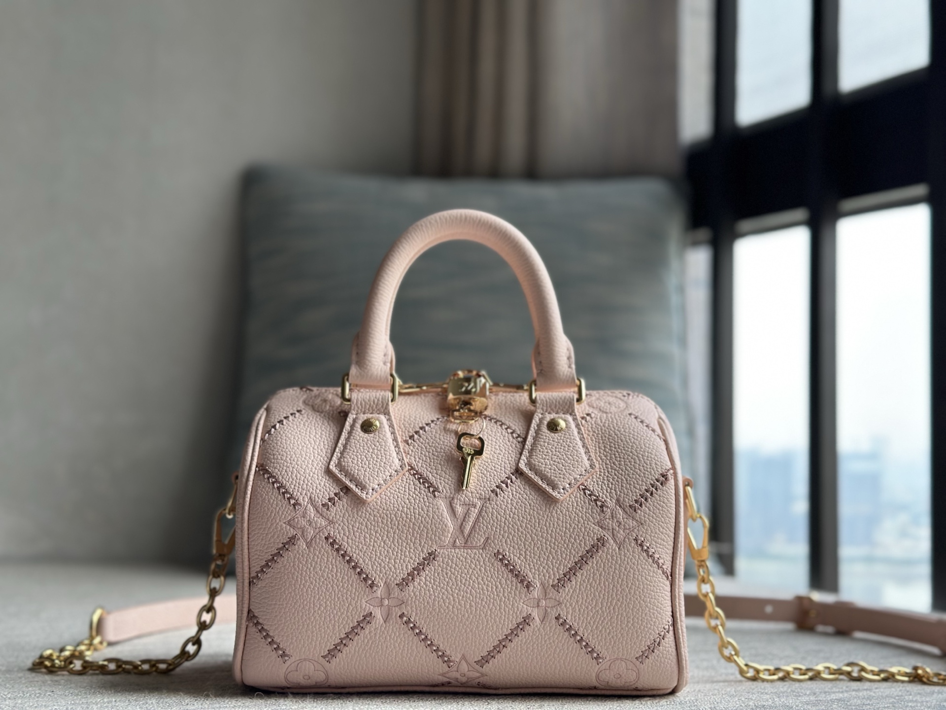 루이비통(CD) M28529 가방 Louis Vuitton Bag