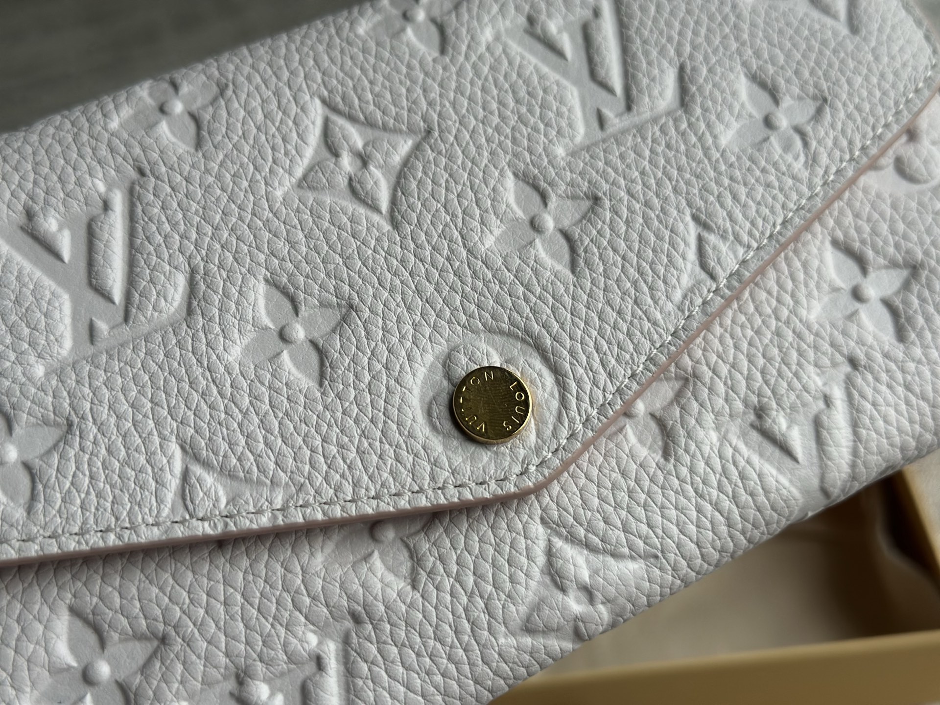 루이비통 지갑 131386 Louis Vuitton Wallet 썸네일 이미지