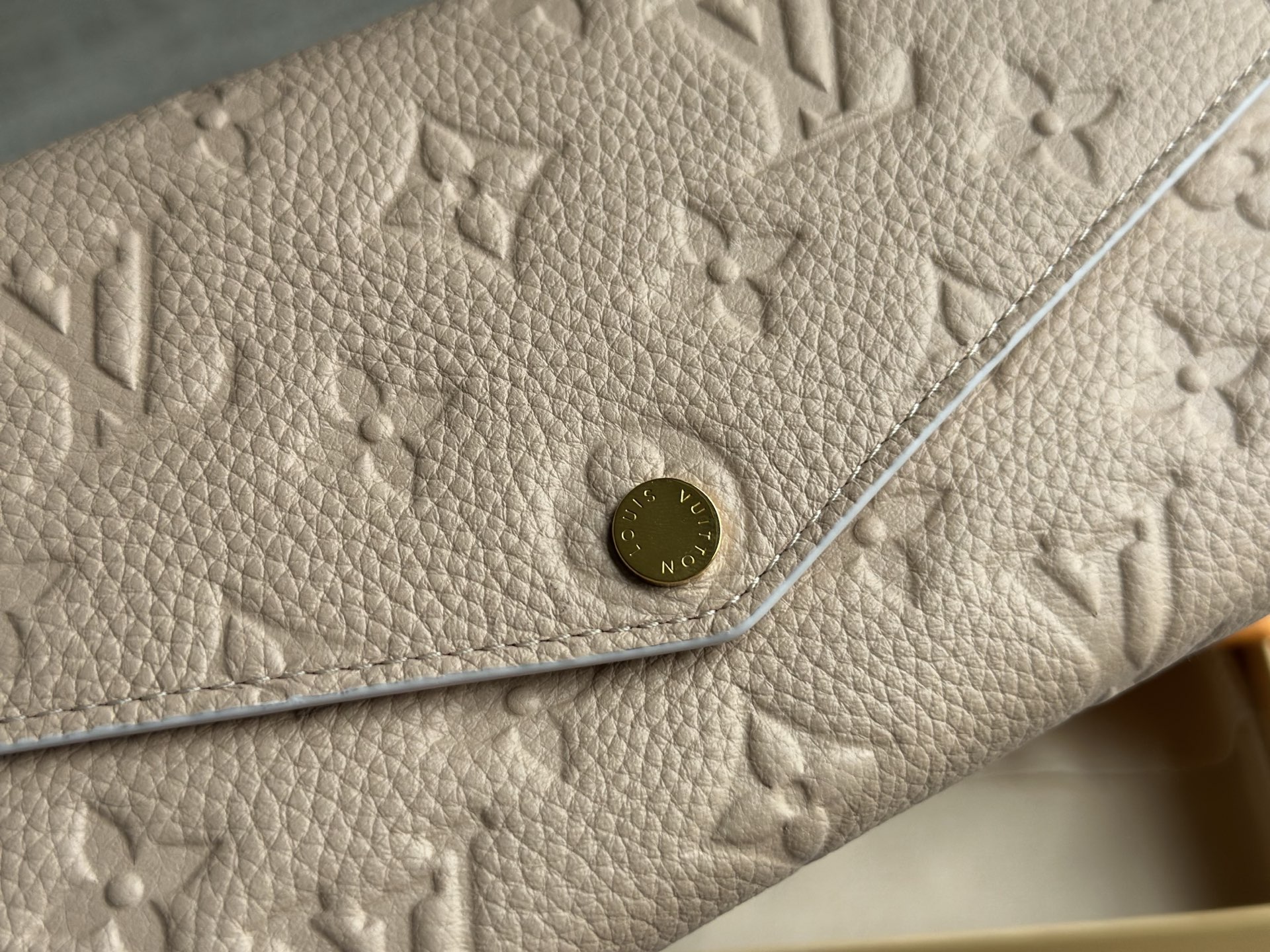 루이비통 지갑 131387 Louis Vuitton Wallet 썸네일 이미지