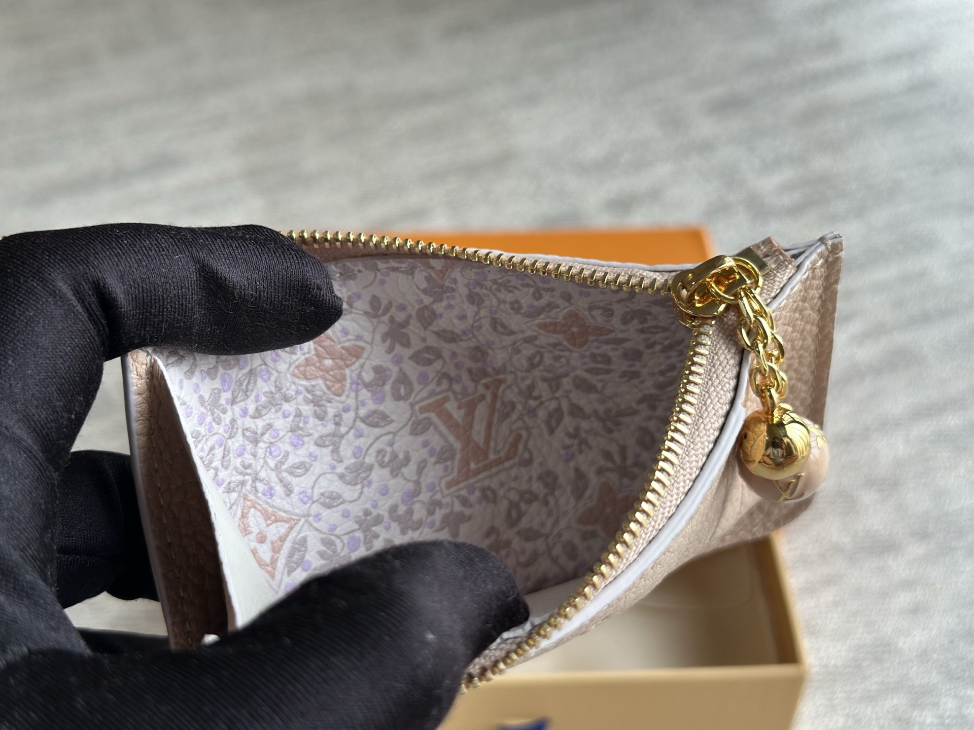 루이비통 지갑 131367 Louis Vuitton Wallet 썸네일 이미지