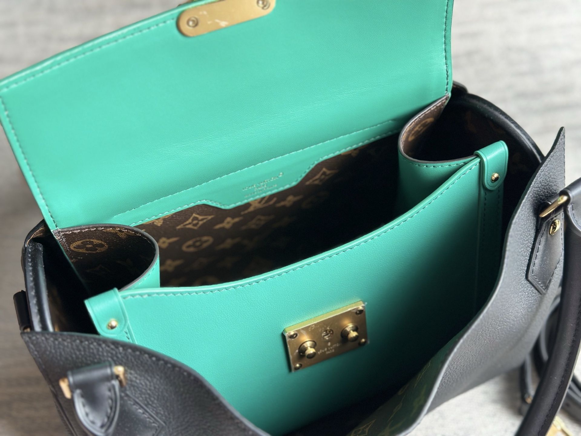 루이비통(CD) M30327 가방 Louis Vuitton Bag 썸네일 이미지
