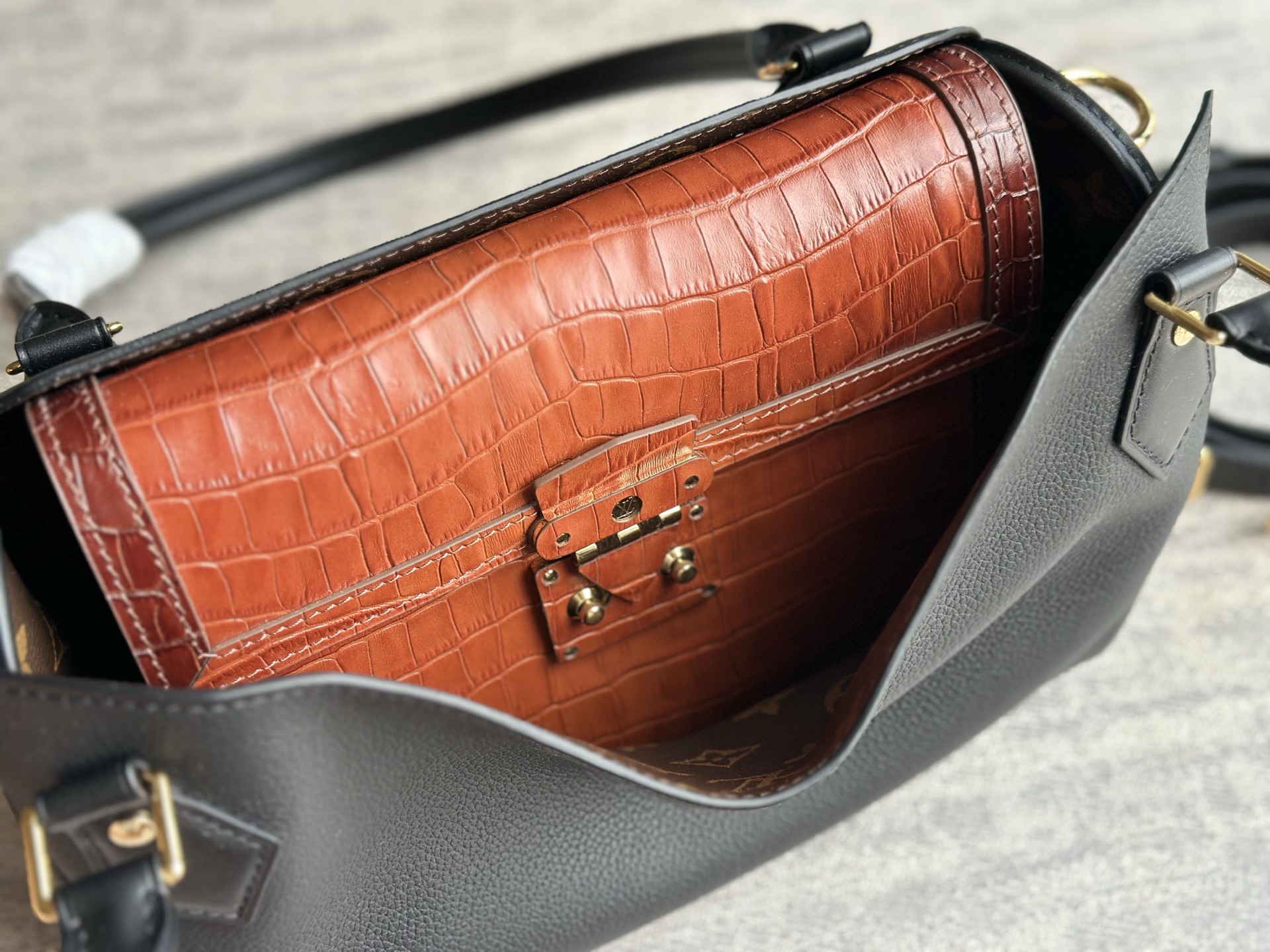 루이비통(CD) 모노그램 M30327 가방 Louis Vuitton Bag 썸네일 이미지