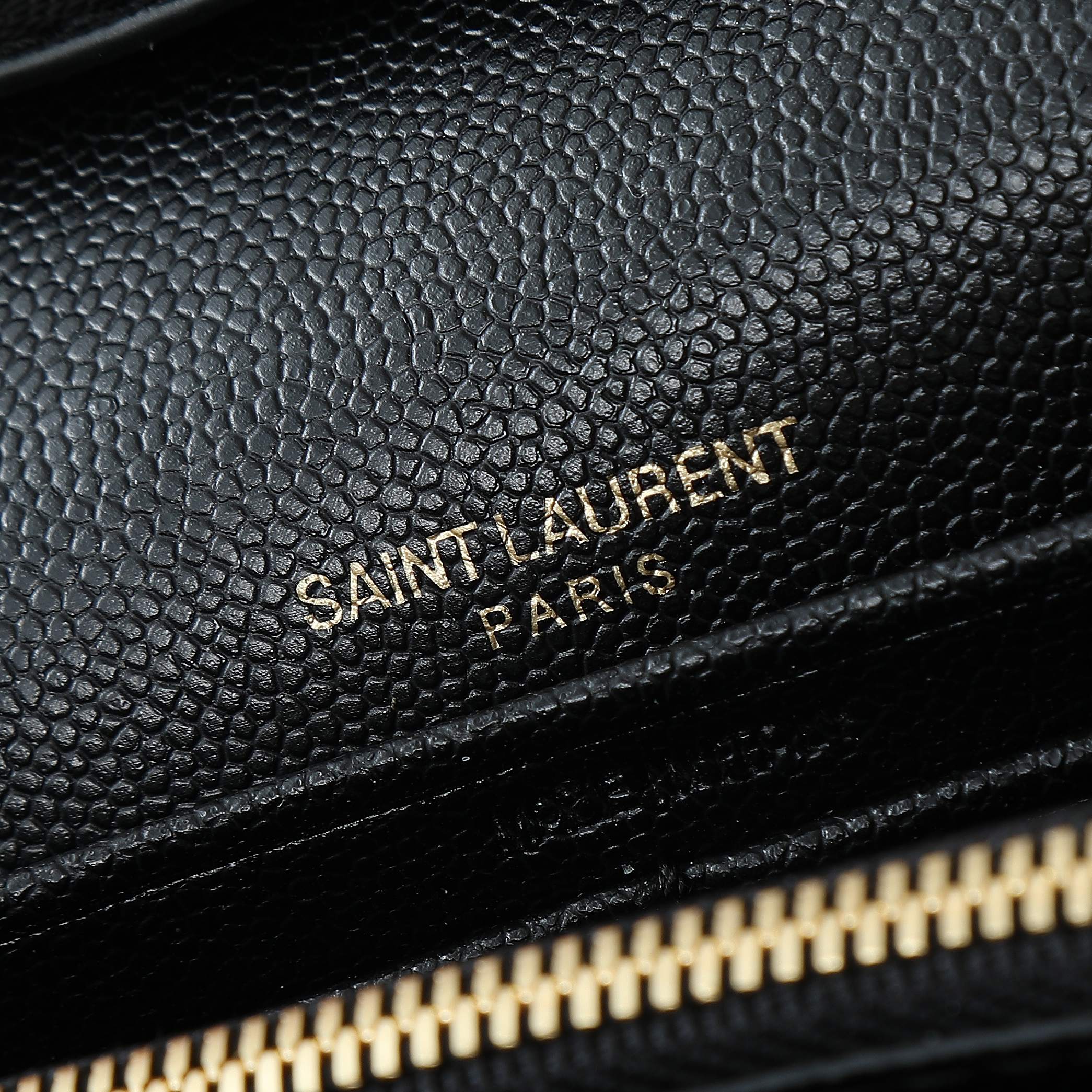 黑色金扣高品质✨真正高质量，经典爆款🔥圣家-正面翻盖皮夹，附可拆卸金属链条，金属互扣式 Y 标志，提花凸