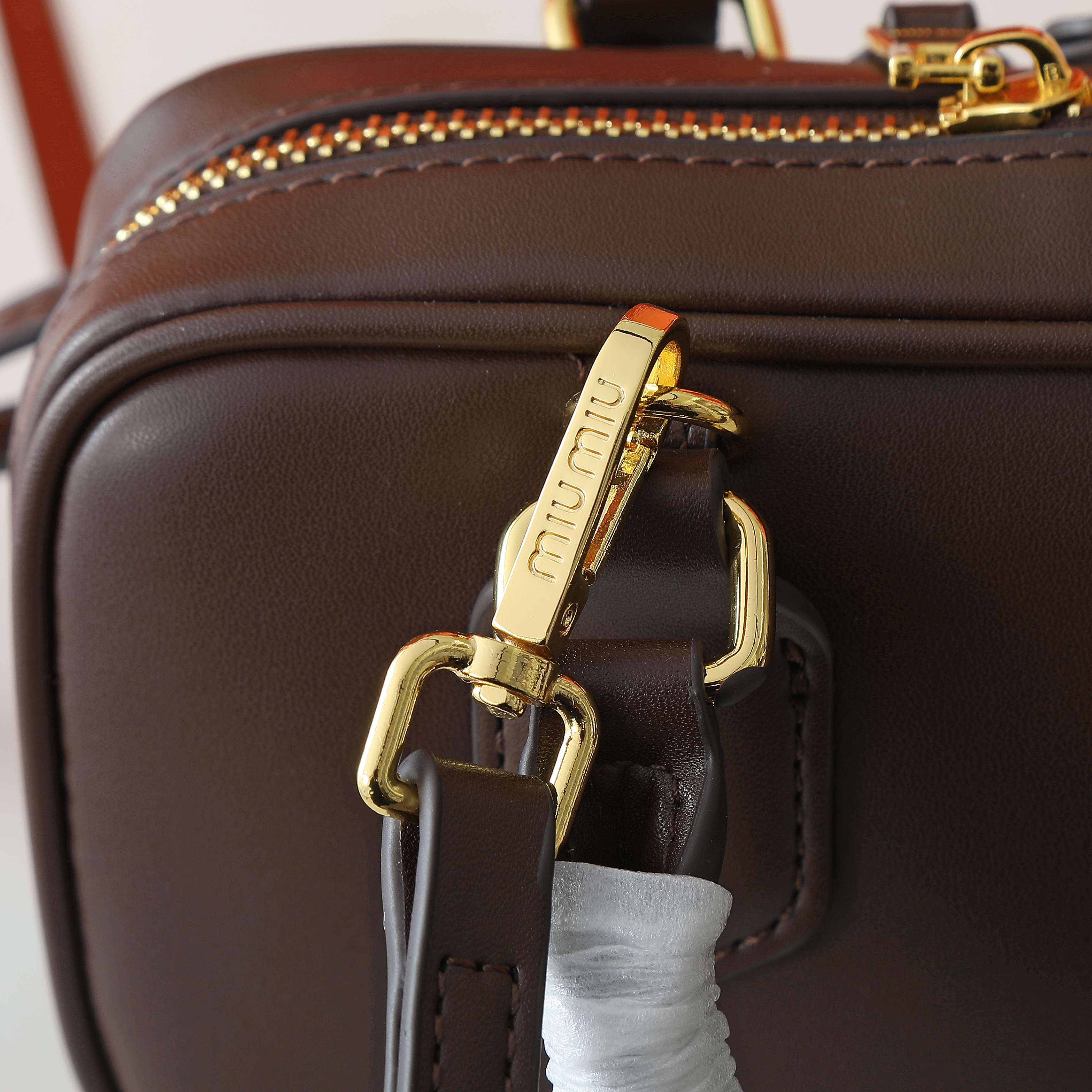 😘新款保龄球包包，官网主推，今年绝对爆款式，顶级进口小牛皮，独具风格matelasse图案，包身精致立体