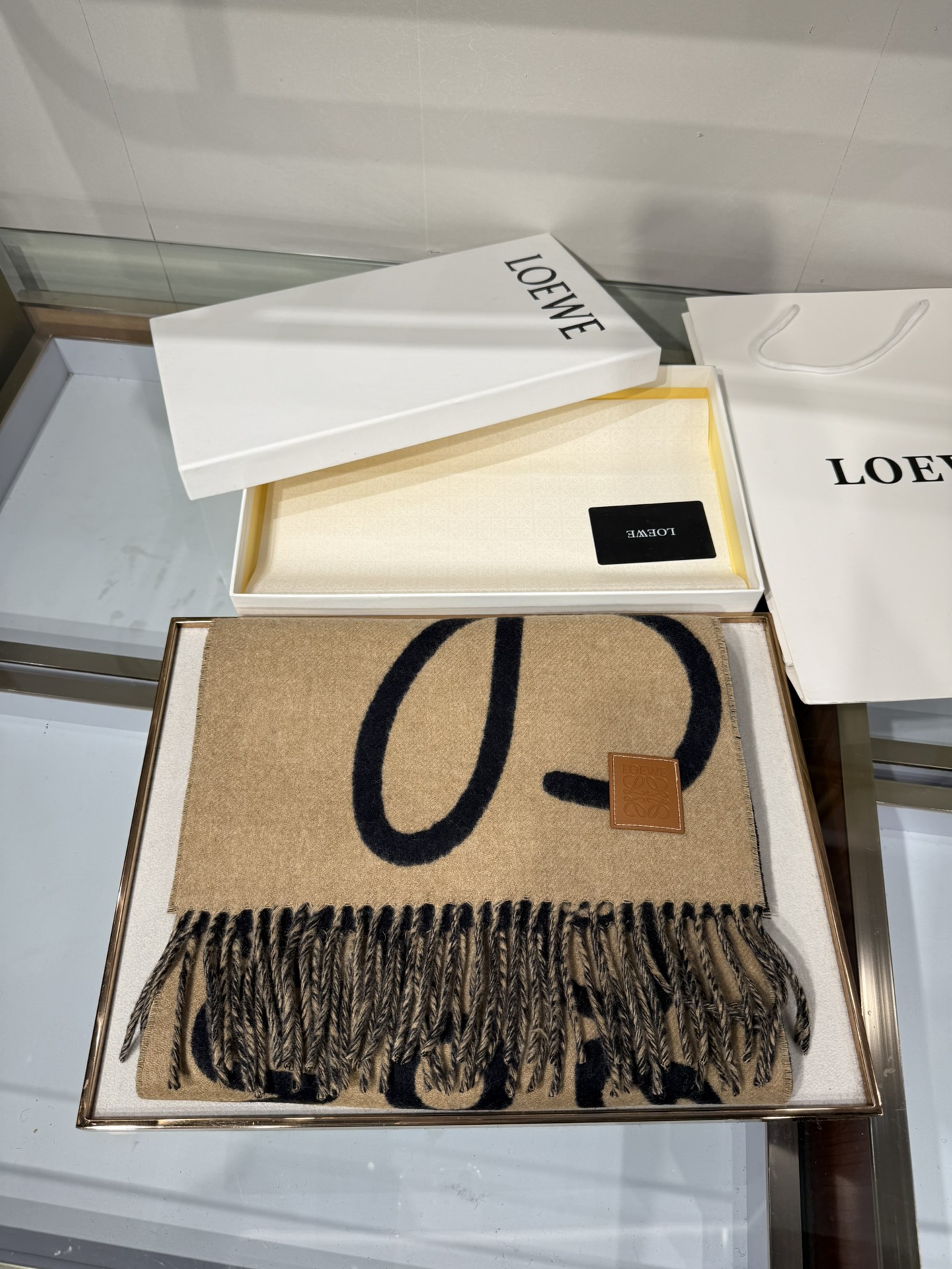 💟补单出货品质升级，新款罗意威很幸運拿到這個品牌的東西，真的不多見，很少在國內做訂單，款式真的少的可怜❗