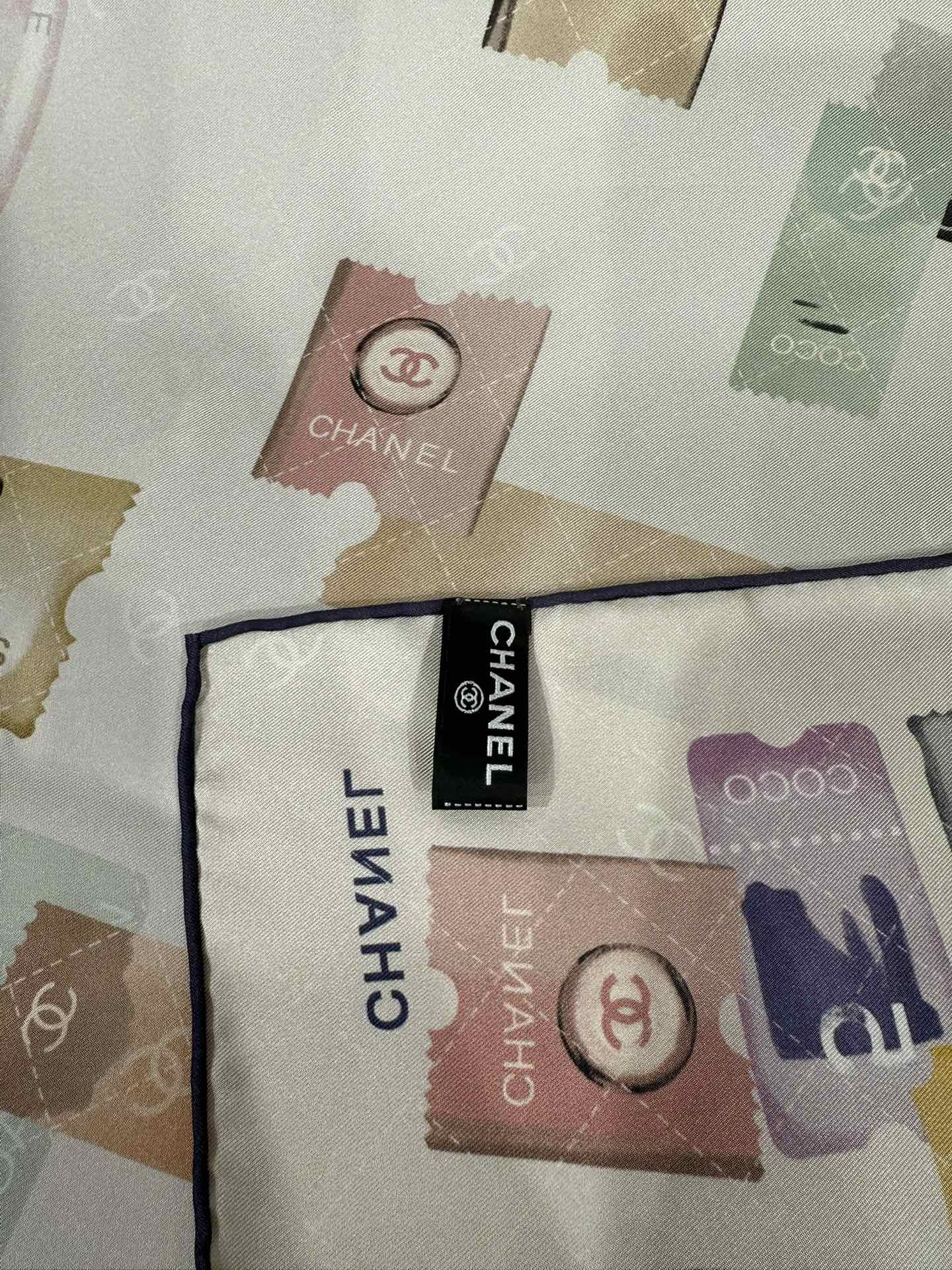💟2025年春款 90真丝提花方巾 Chanel 大方巾的四种穿法分享裹胸、吊带、背心全部安排起来。夏季