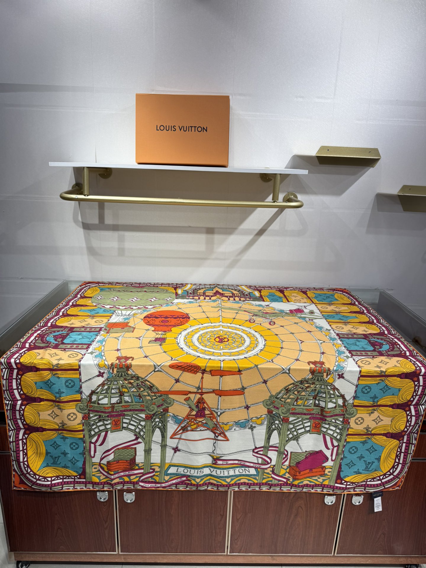 💟2025年L家上新❤️双面同色，高端产品
斜纹丝绒 尺寸140乘140 