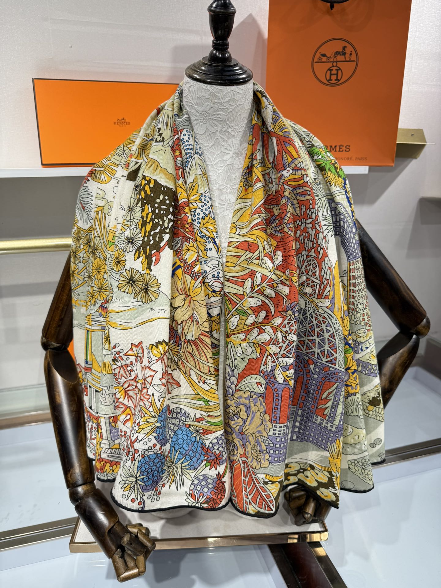 💟2025年秋冬抢先 上新💞【双面同色丝毛方巾】手工卷边山羊绒和真丝混纺披肩（70%山羊绒，30%桑蚕丝