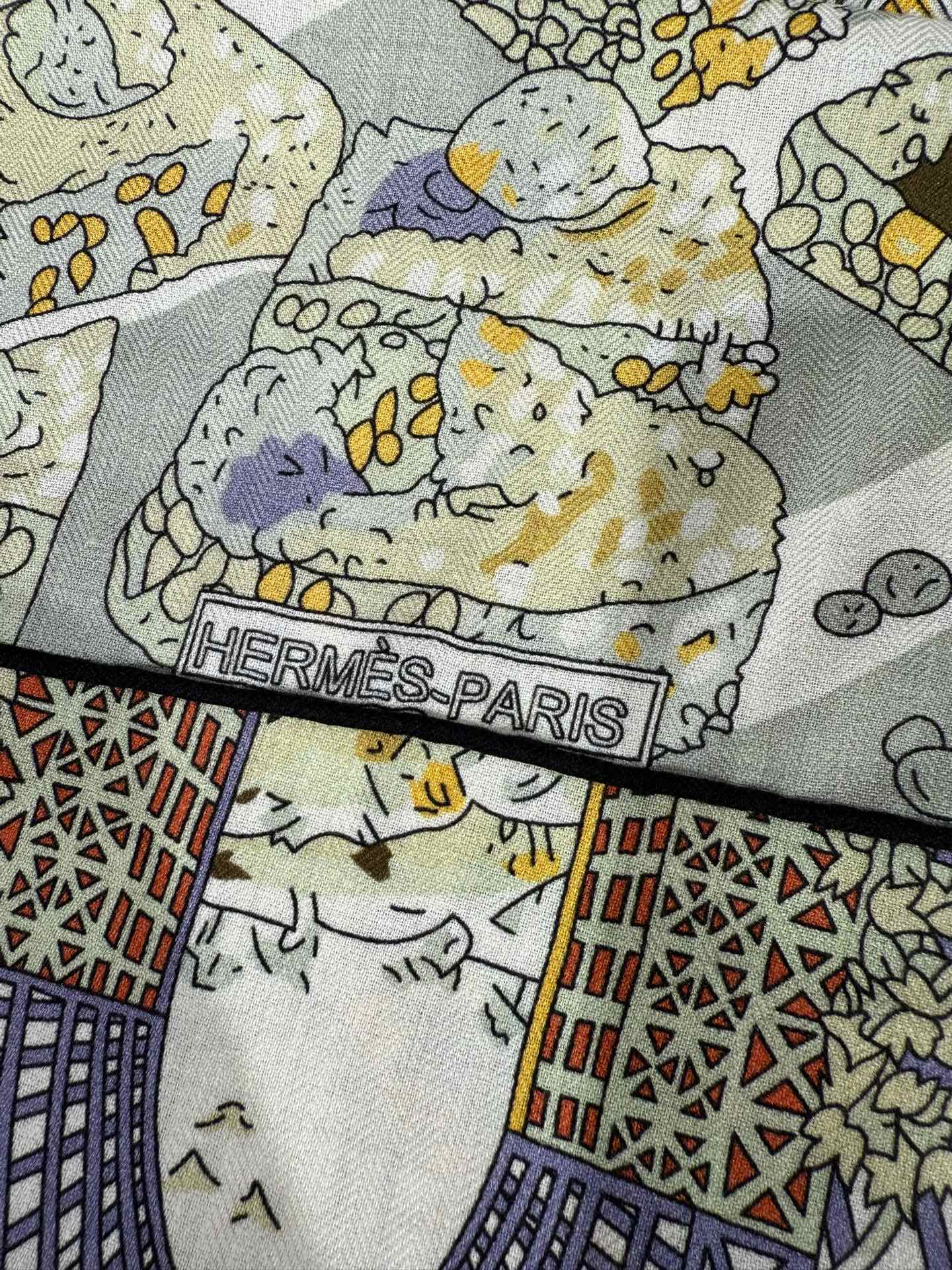 💟2025年秋冬抢先 上新💞【双面同色丝毛方巾】手工卷边山羊绒和真丝混纺披肩（70%山羊绒，30%桑蚕丝