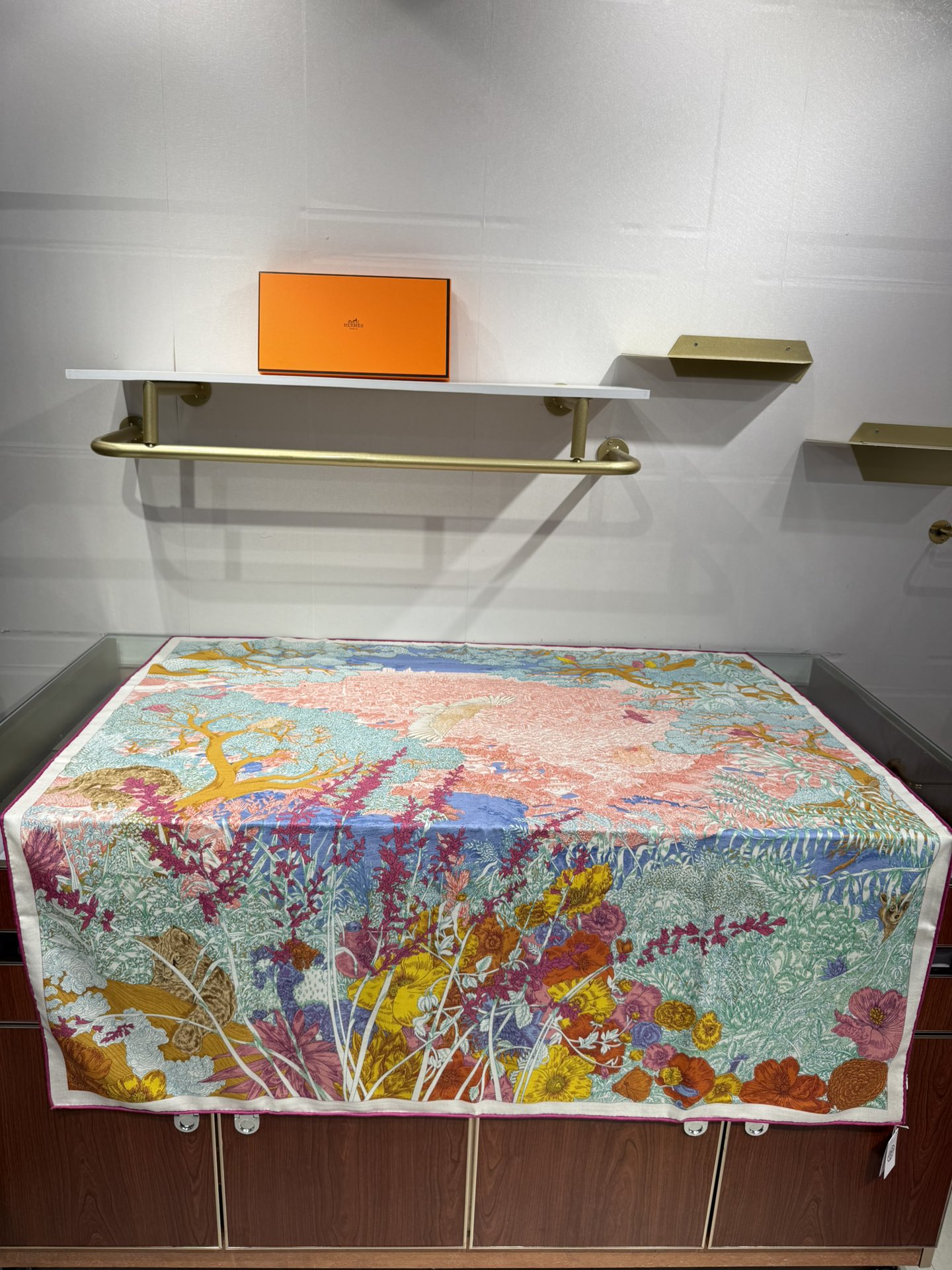 💟补单出货 越做越高级 最重磅推荐！Hermes 爱马仕丝羊绒分享回归自然名称：Retourala Na