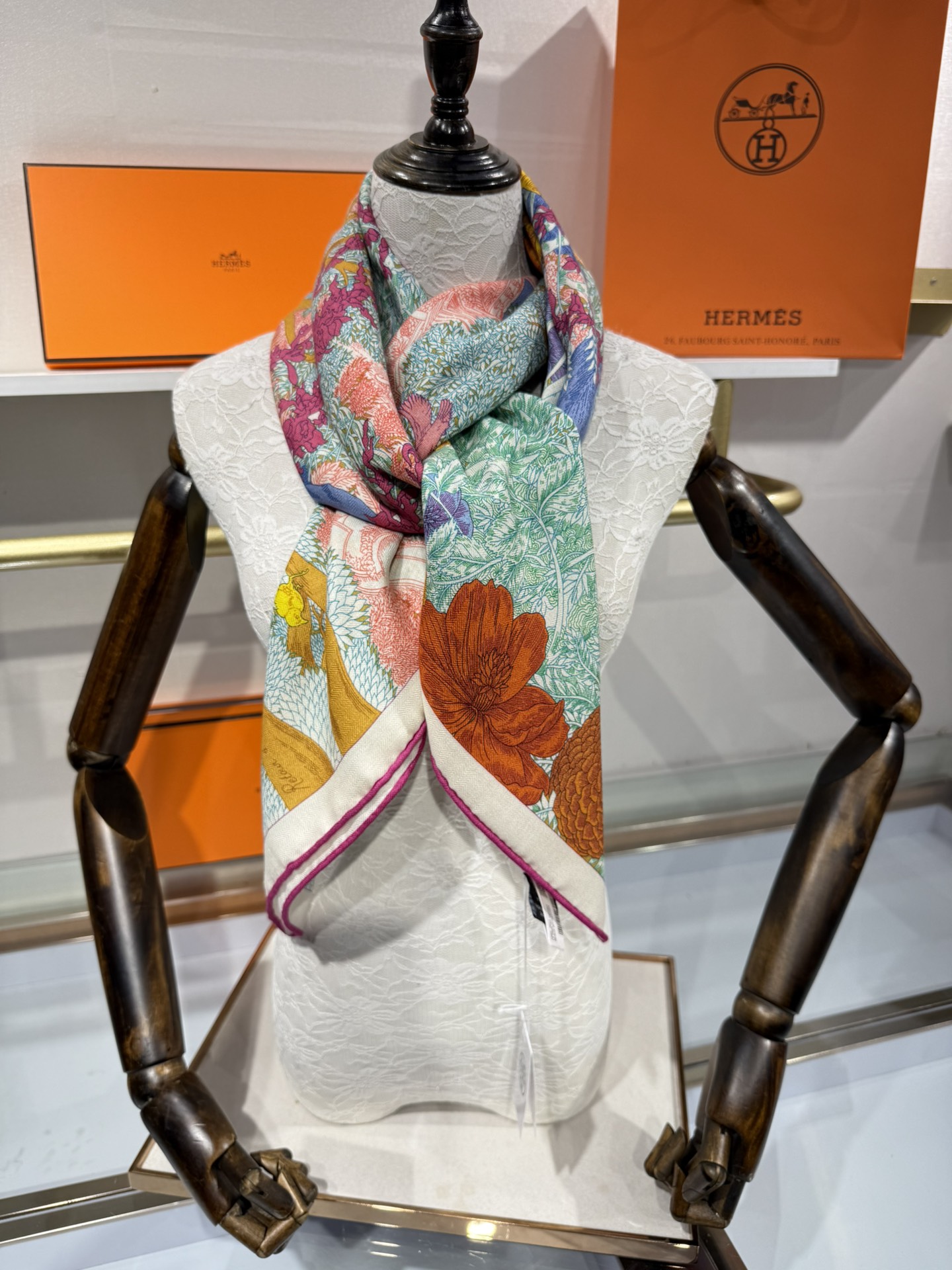 💟补单出货 越做越高级 最重磅推荐！Hermes 爱马仕丝羊绒分享回归自然名称：Retourala Na