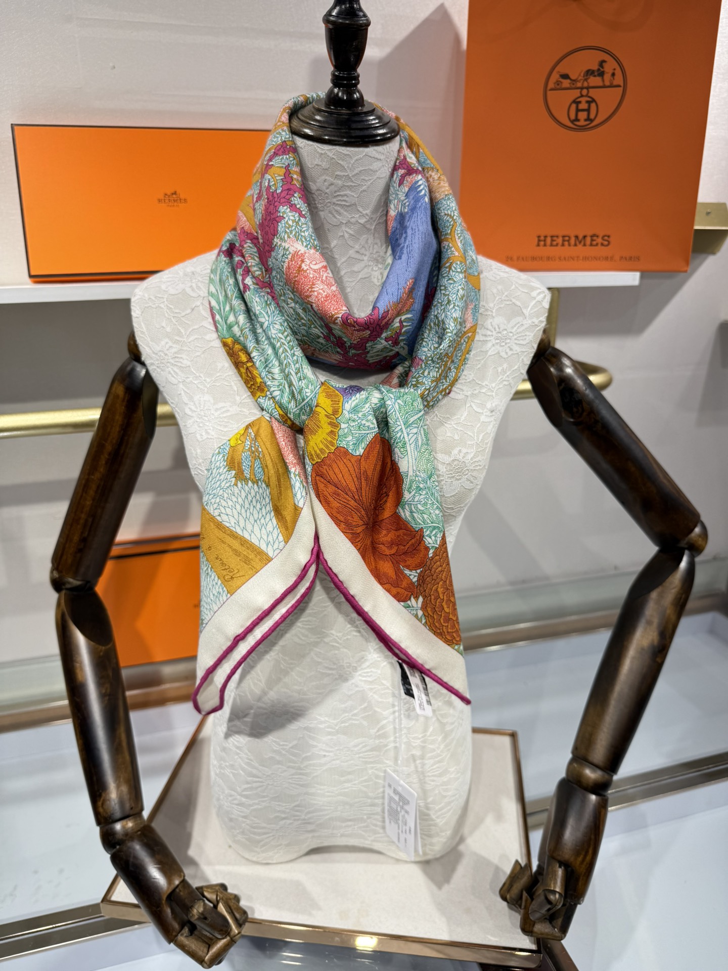 💟补单出货 越做越高级 最重磅推荐！Hermes 爱马仕丝羊绒分享回归自然名称：Retourala Na